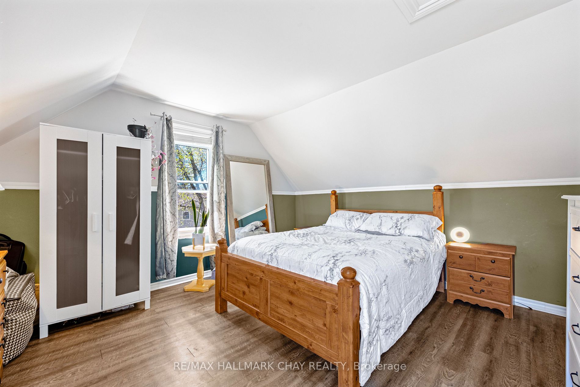 7 Stoddart St