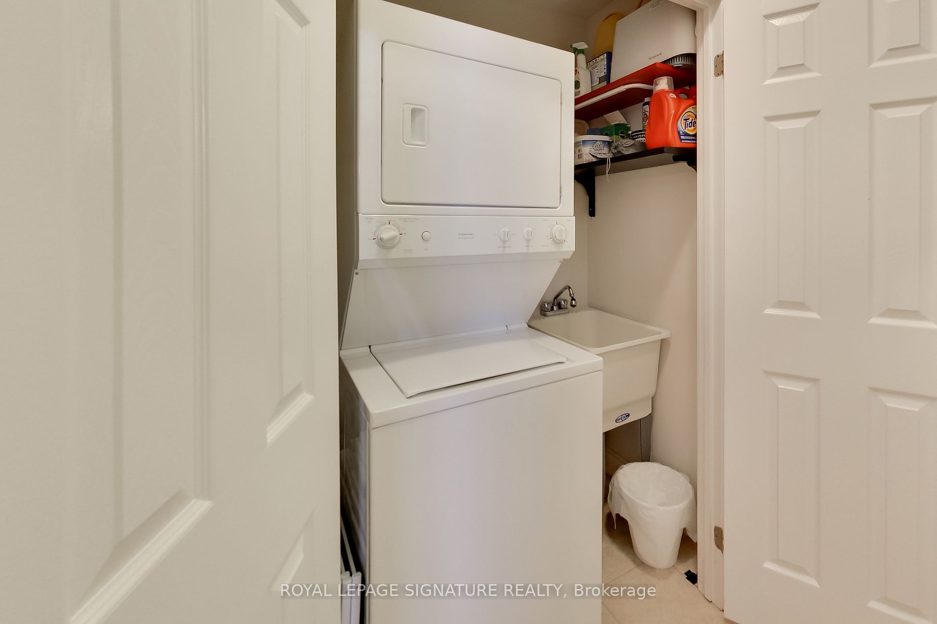 10211 Keele Street, #221