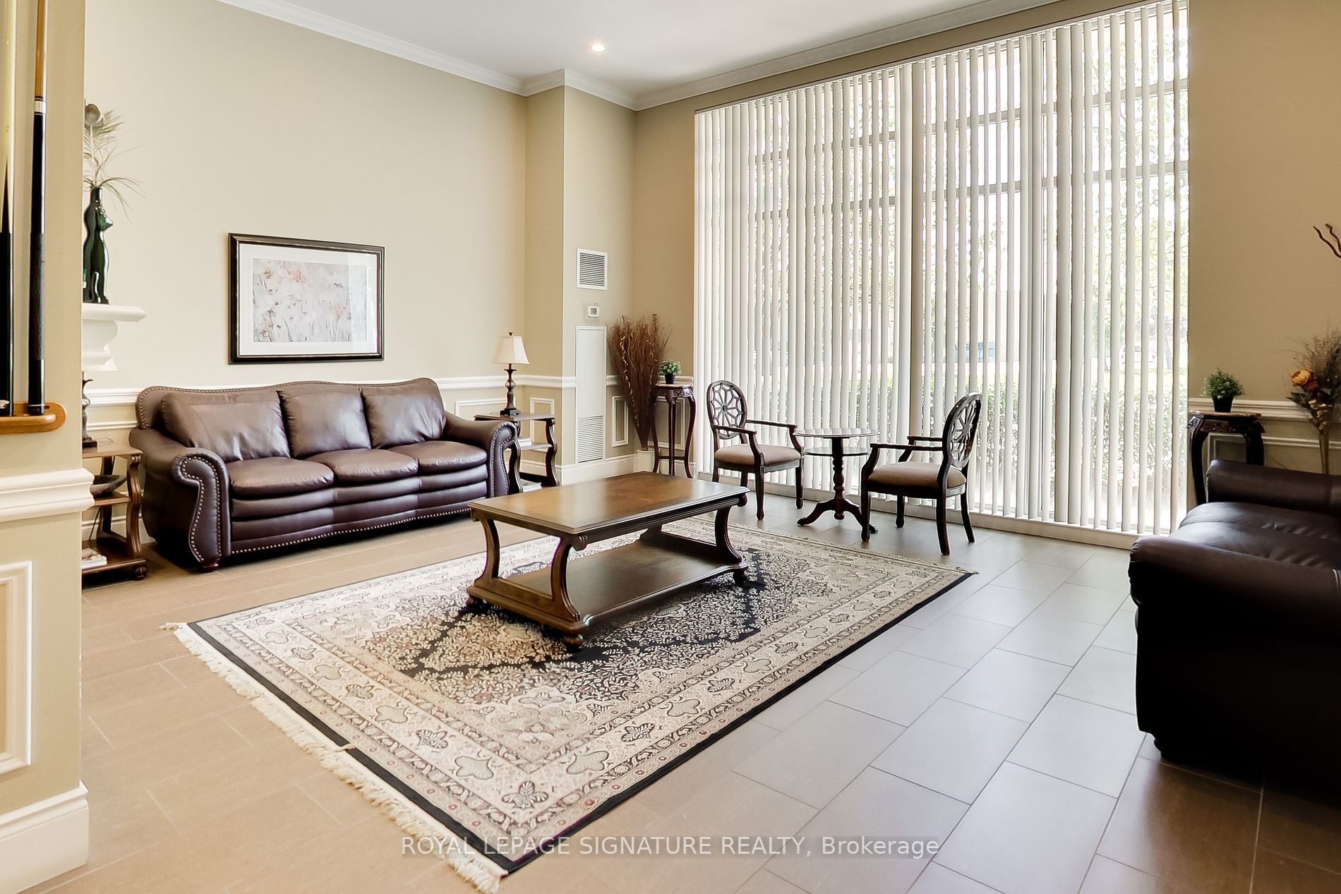 10211 Keele Street, #221