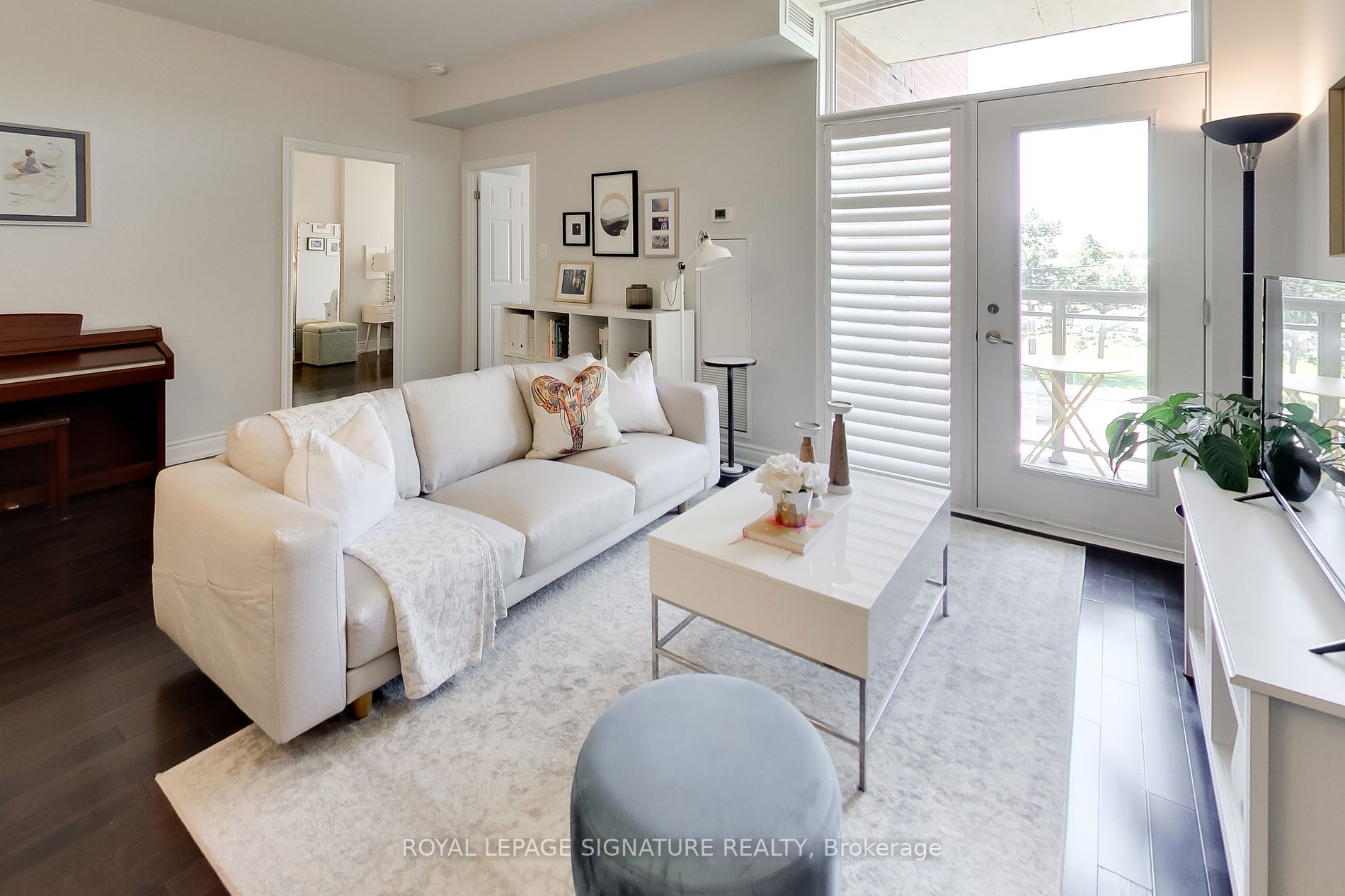 10211 Keele Street, #221