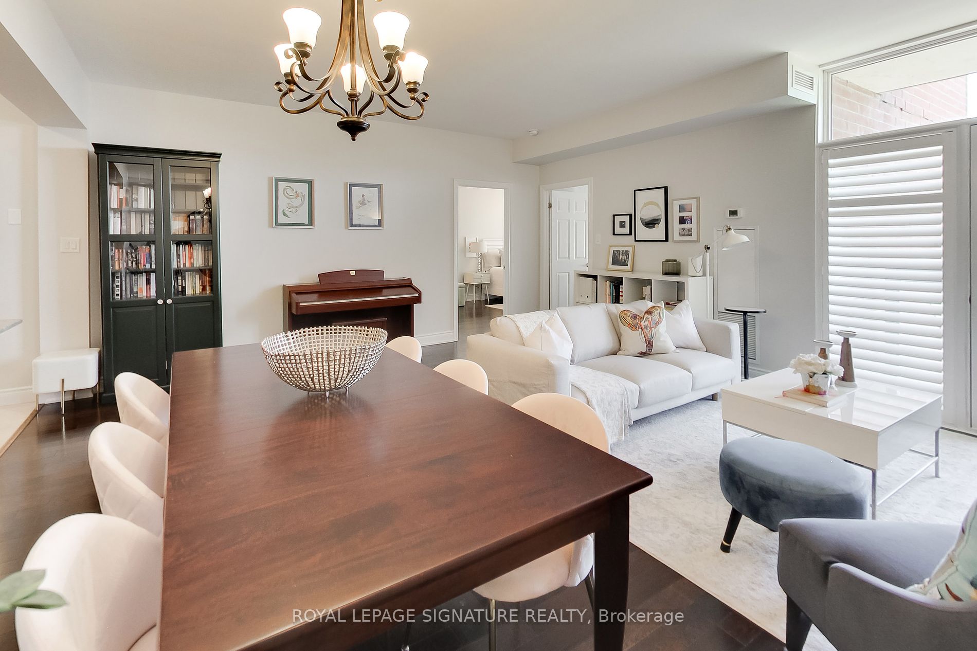 10211 Keele Street, #221