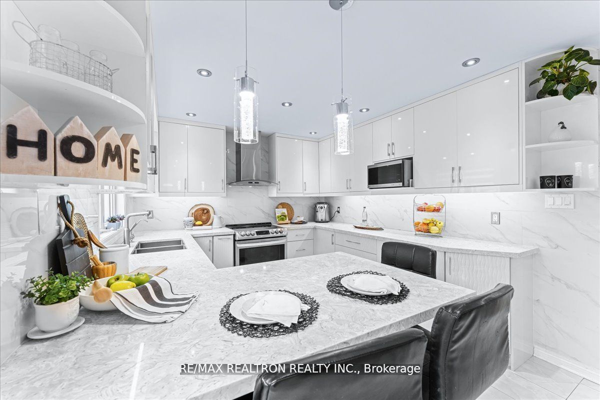 129 Flagstone Way