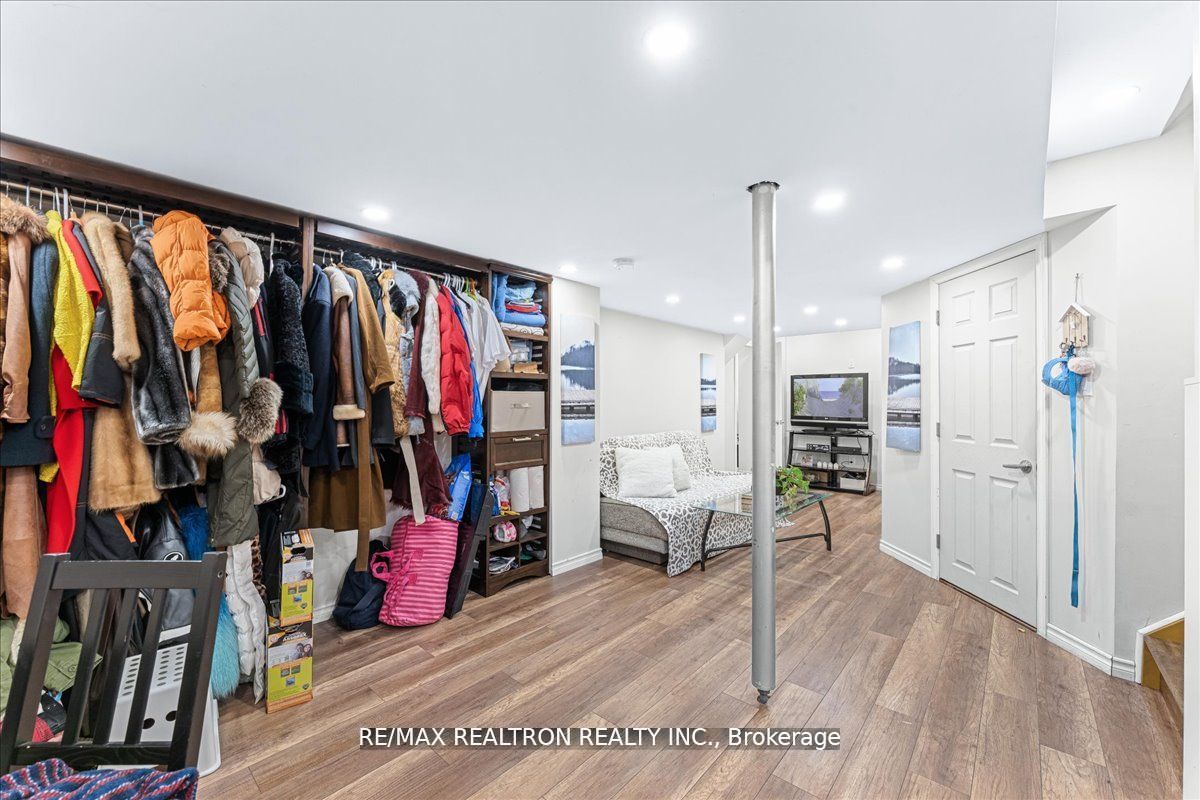 129 Flagstone Way