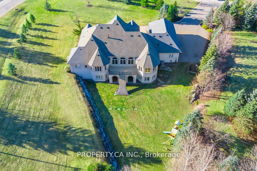 61 Charles Cooper Crt