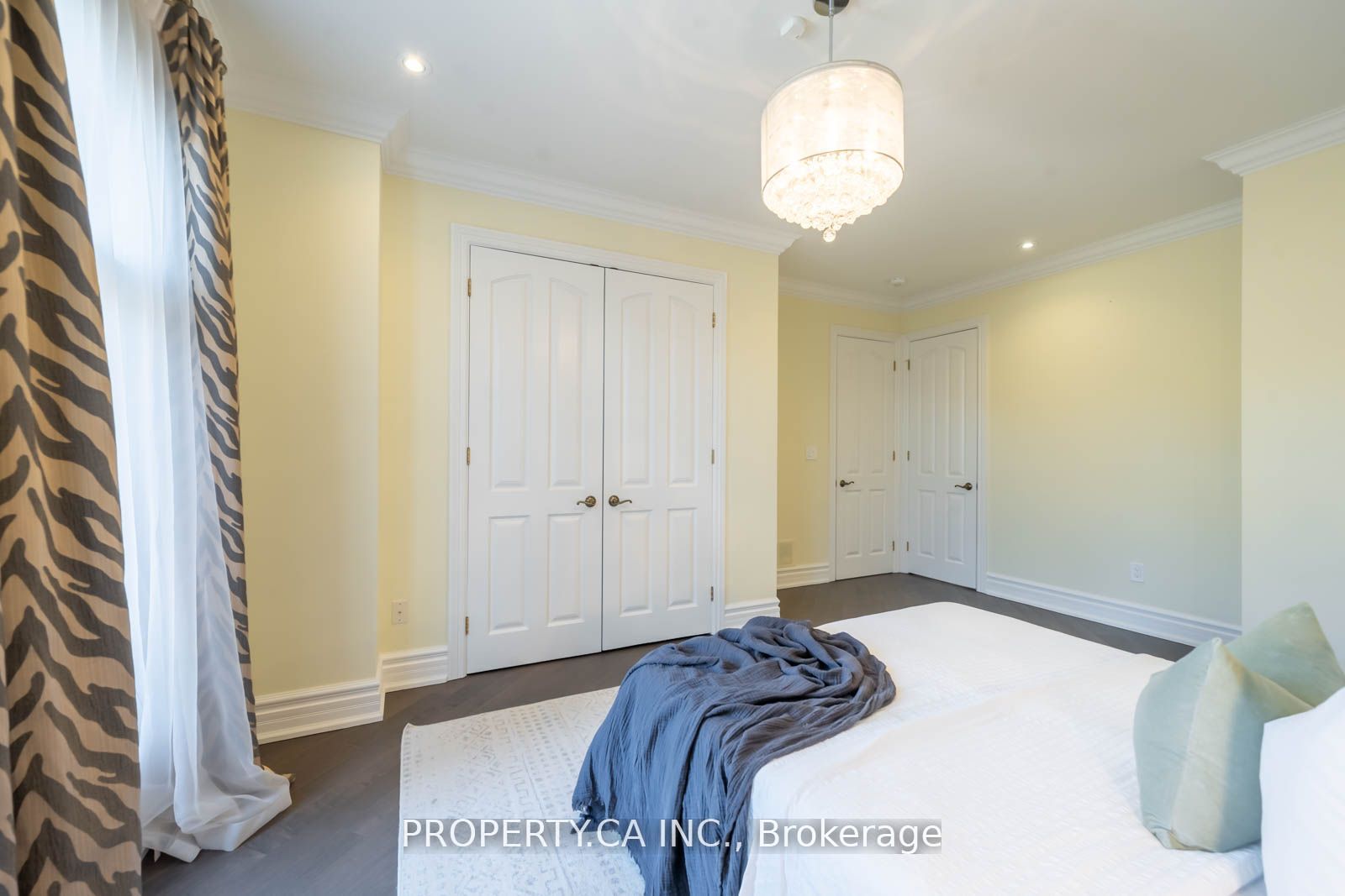 61 Charles Cooper Crt