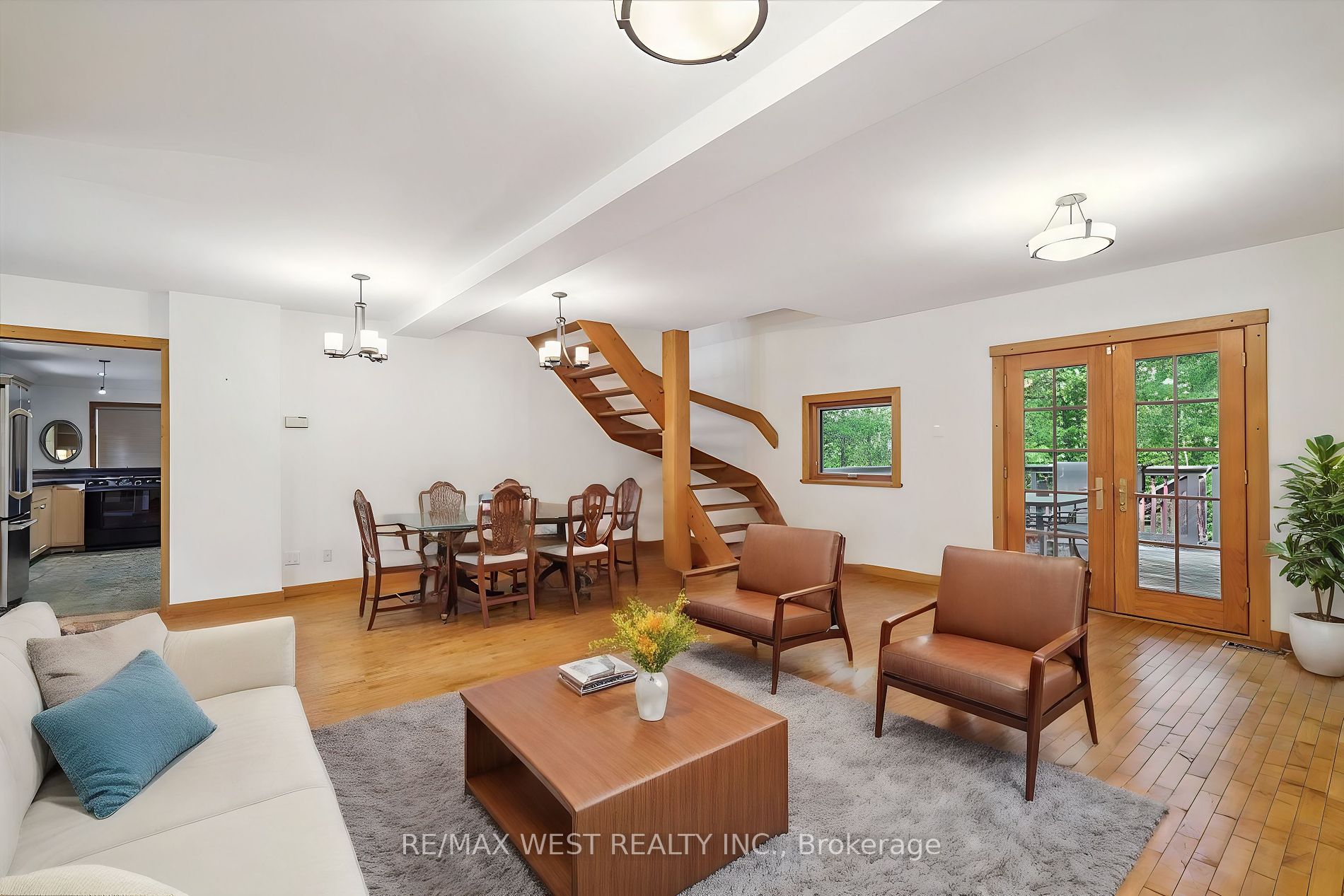 4086 Lloydtown-Aurora Rd