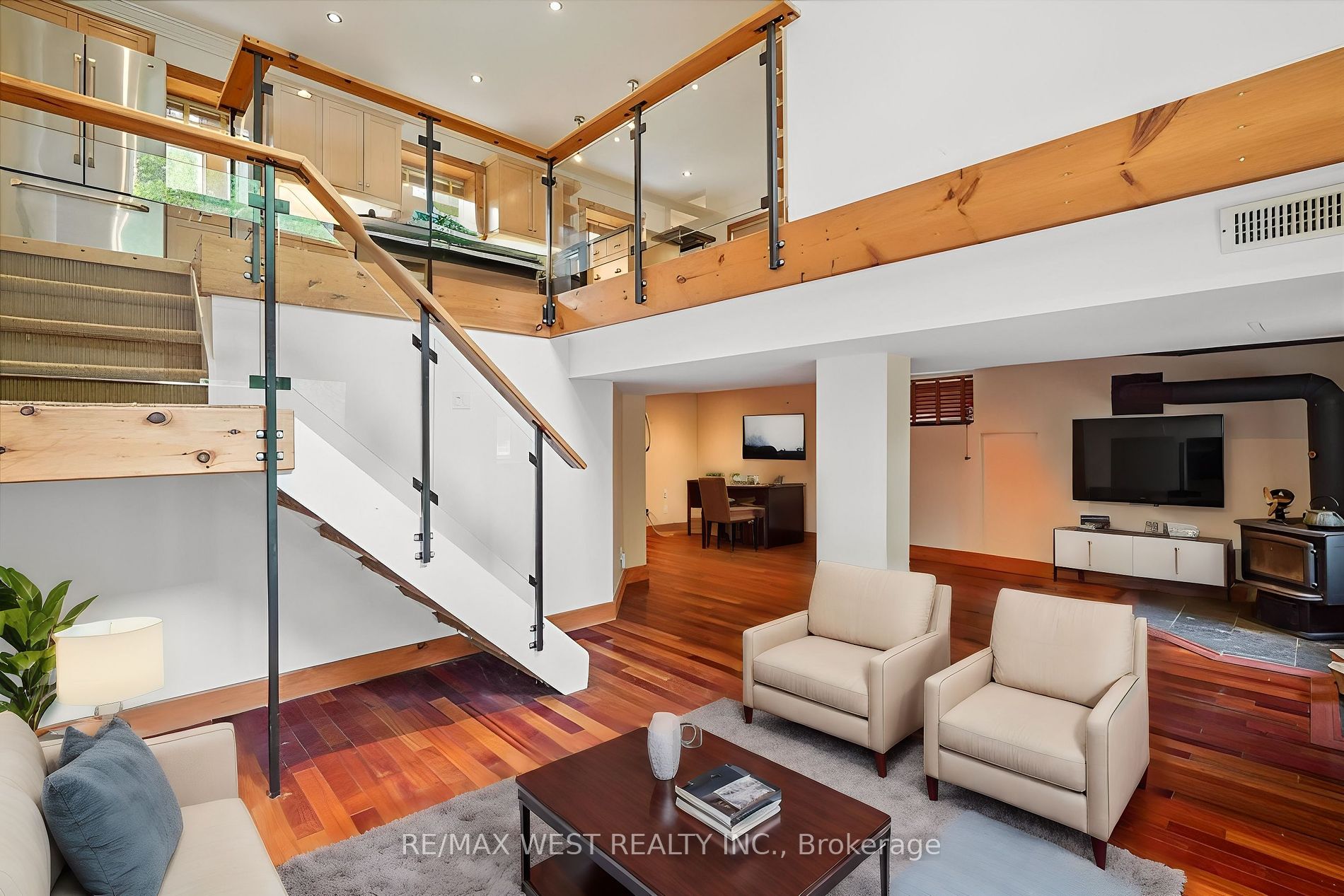 4086 Lloydtown-Aurora Rd