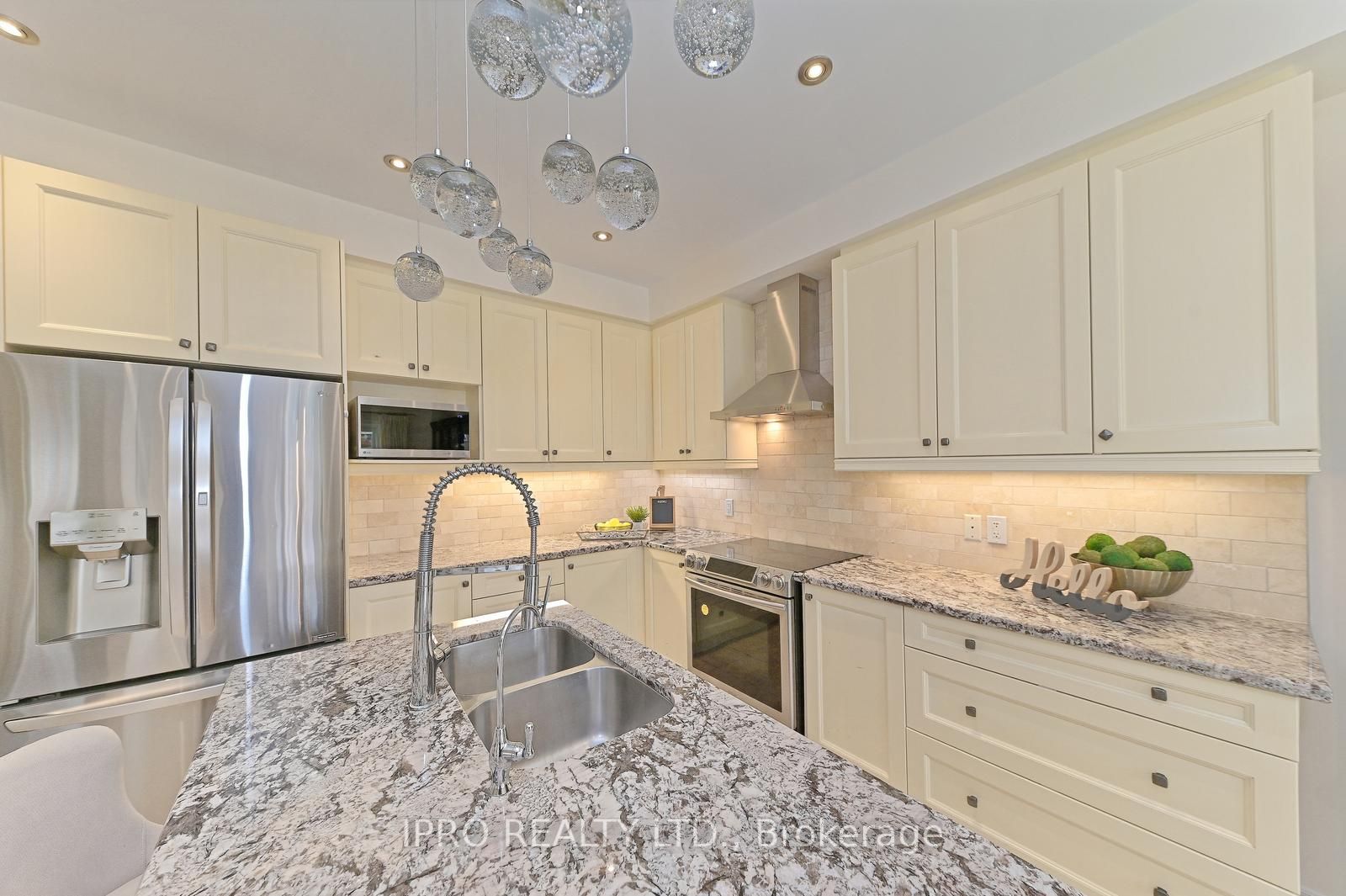 34 Brookview Drive