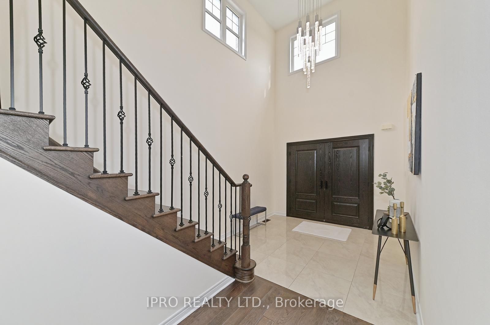 34 Brookview Drive