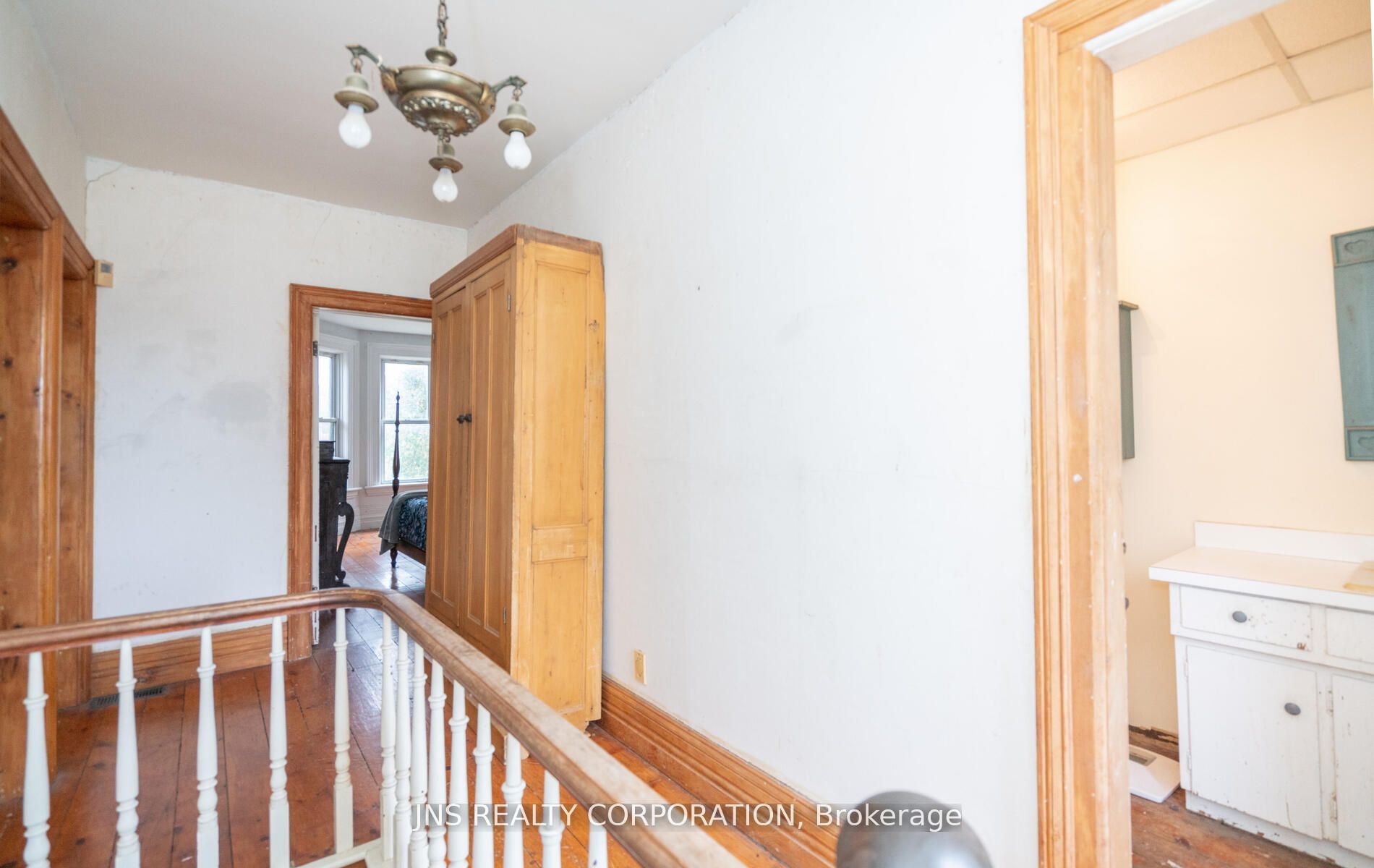 13924 Kennedy Rd