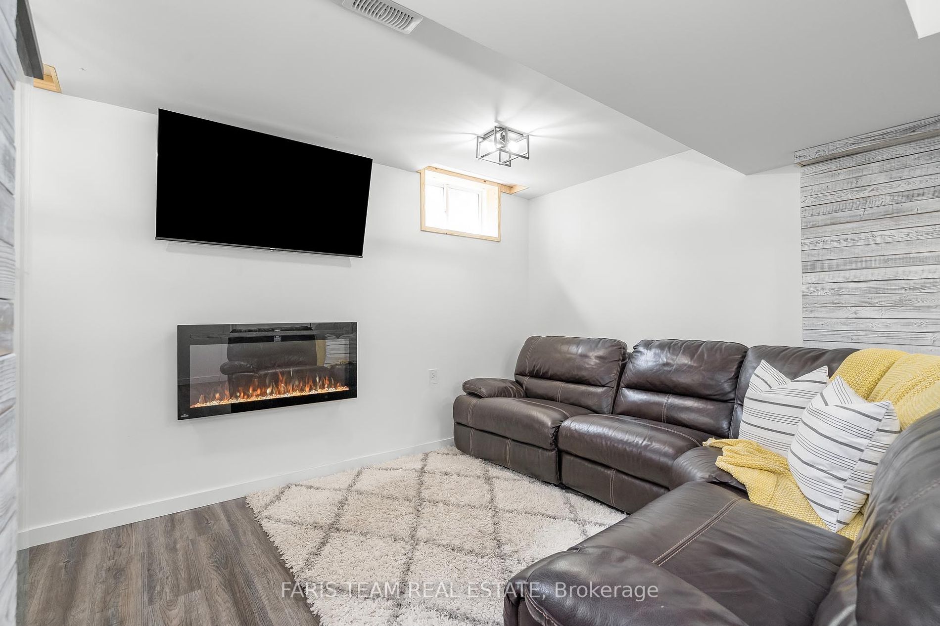 1301 Hunter Street