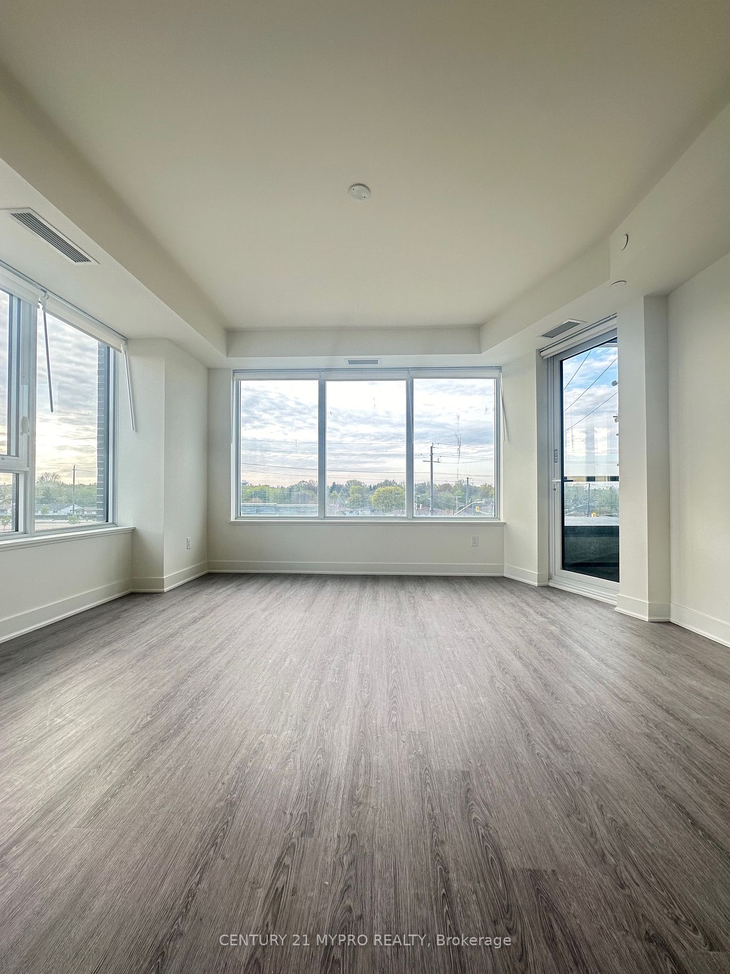 185 Deerfield Road, #311