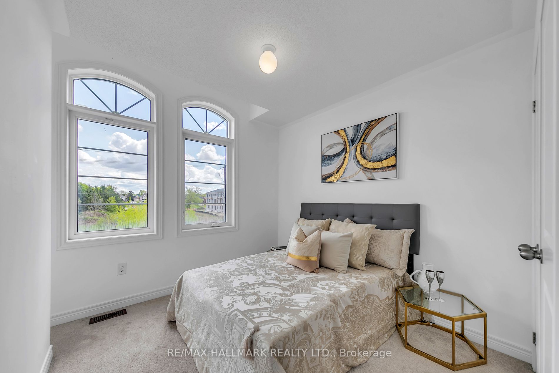 284 King Road