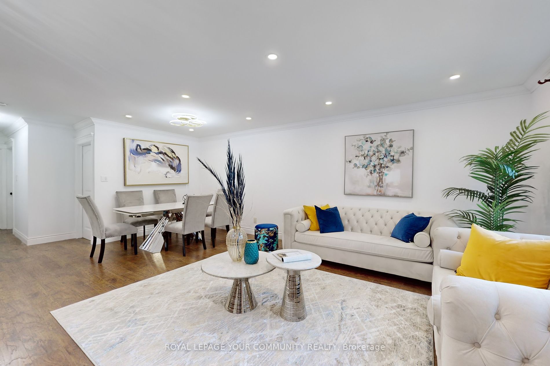60 Hillview Dr