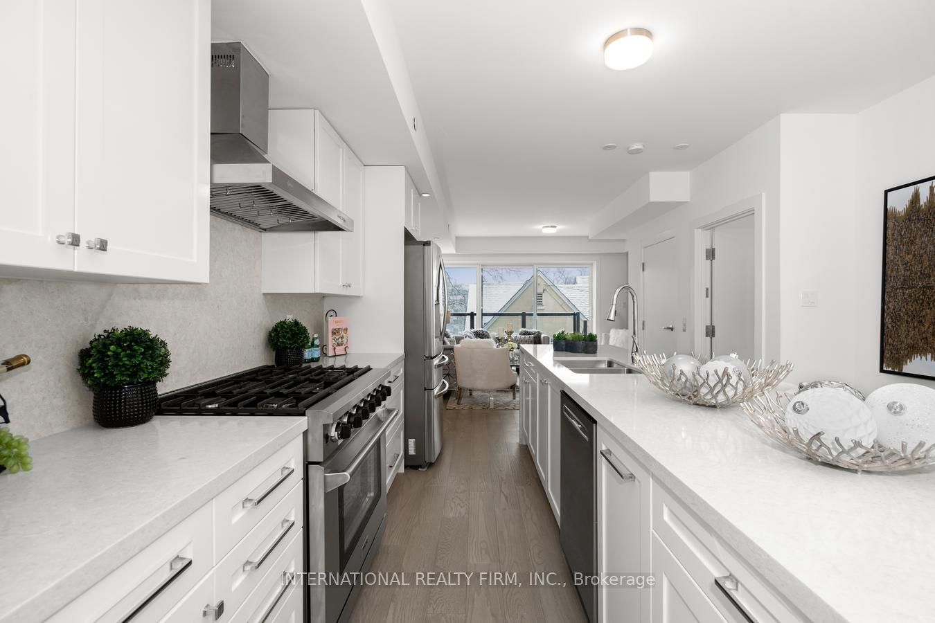 1 Hartman Avenue, #5