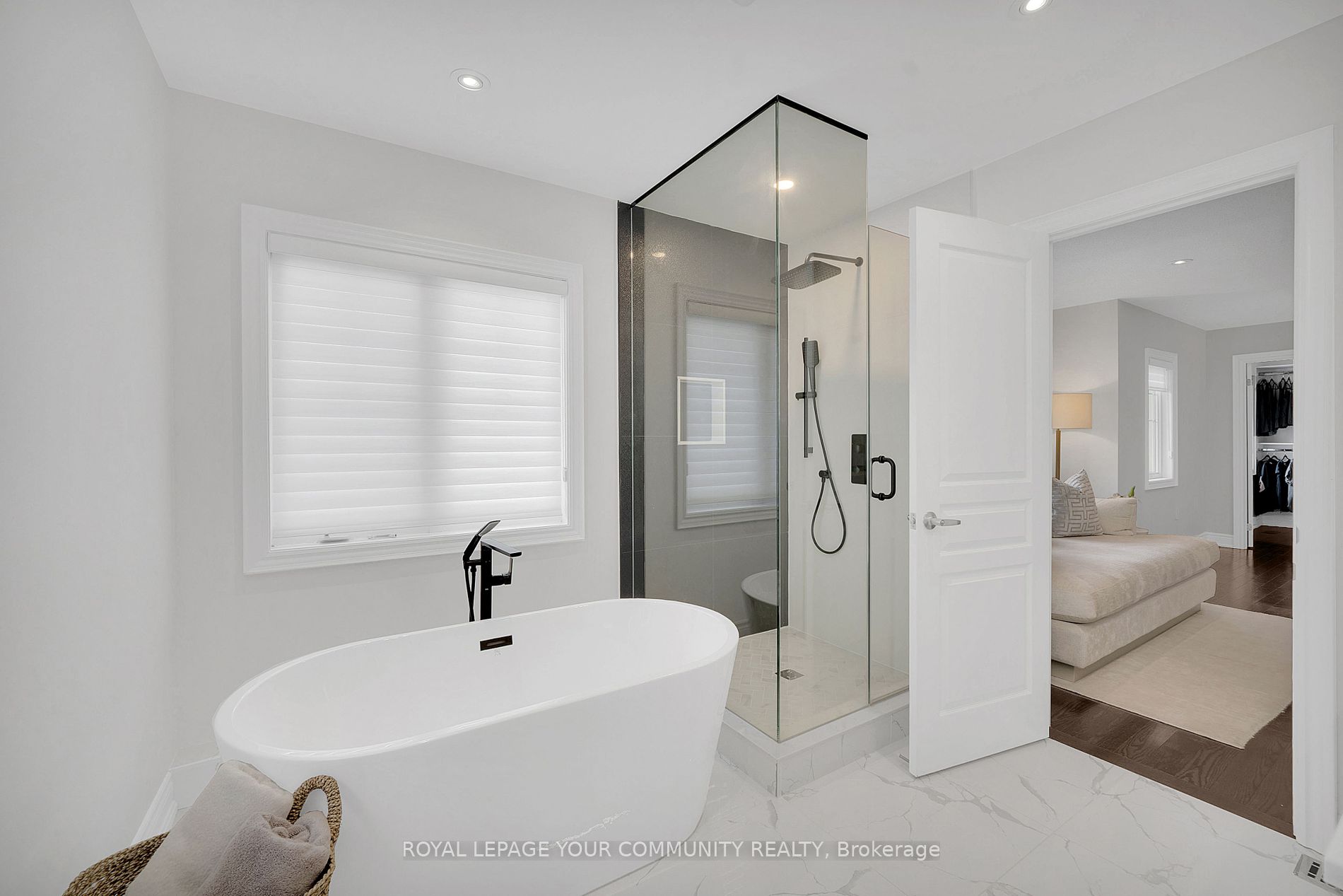 45 Woodgate Pines Drive