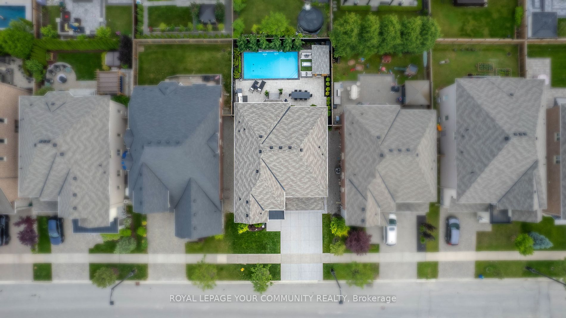 45 Woodgate Pines Drive