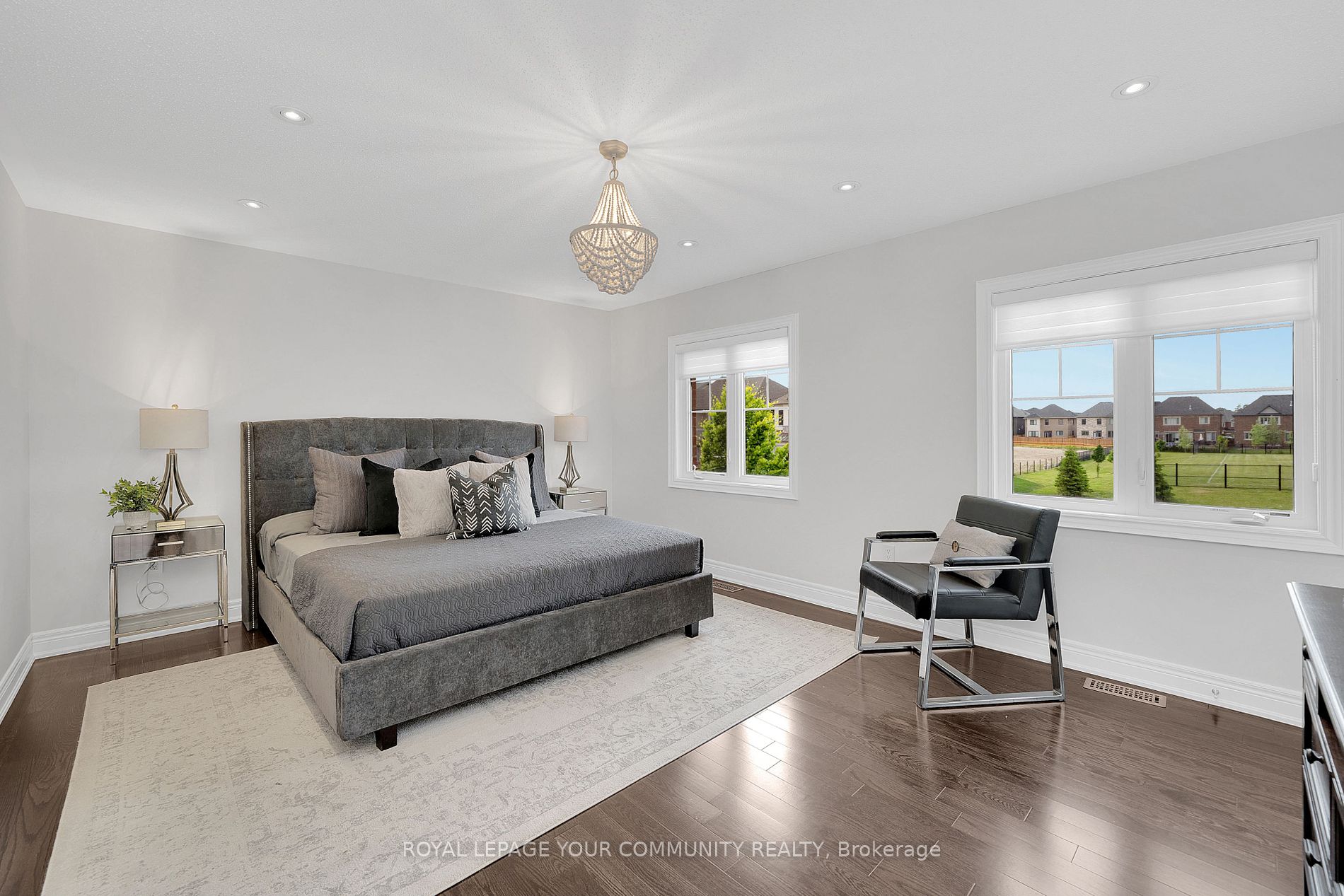 45 Woodgate Pines Drive