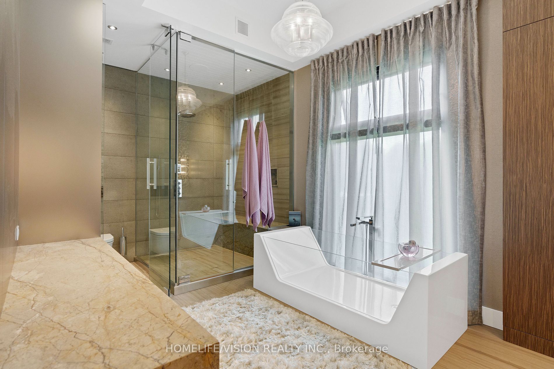 43 Ogden Cres