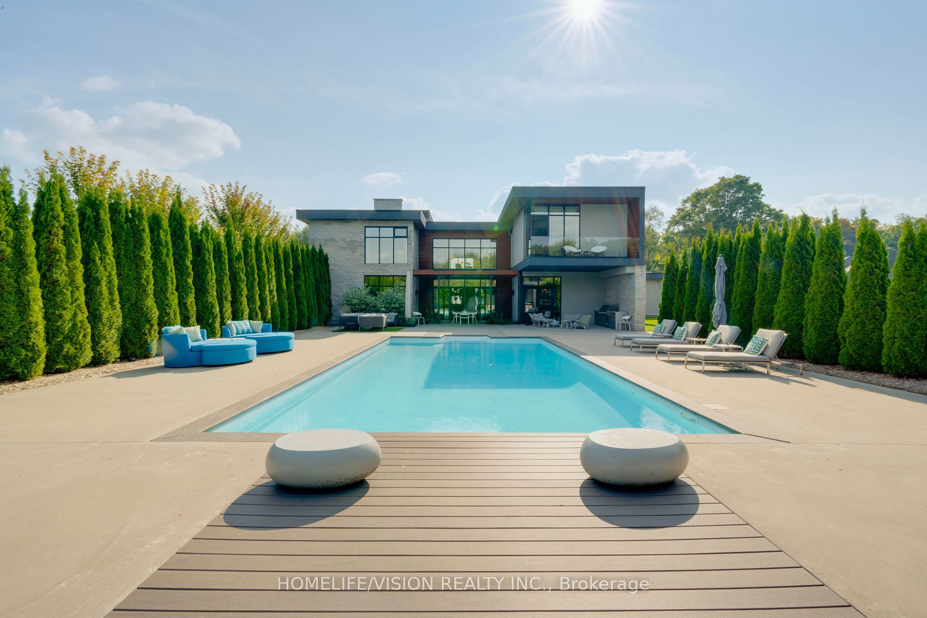 43 Ogden Cres