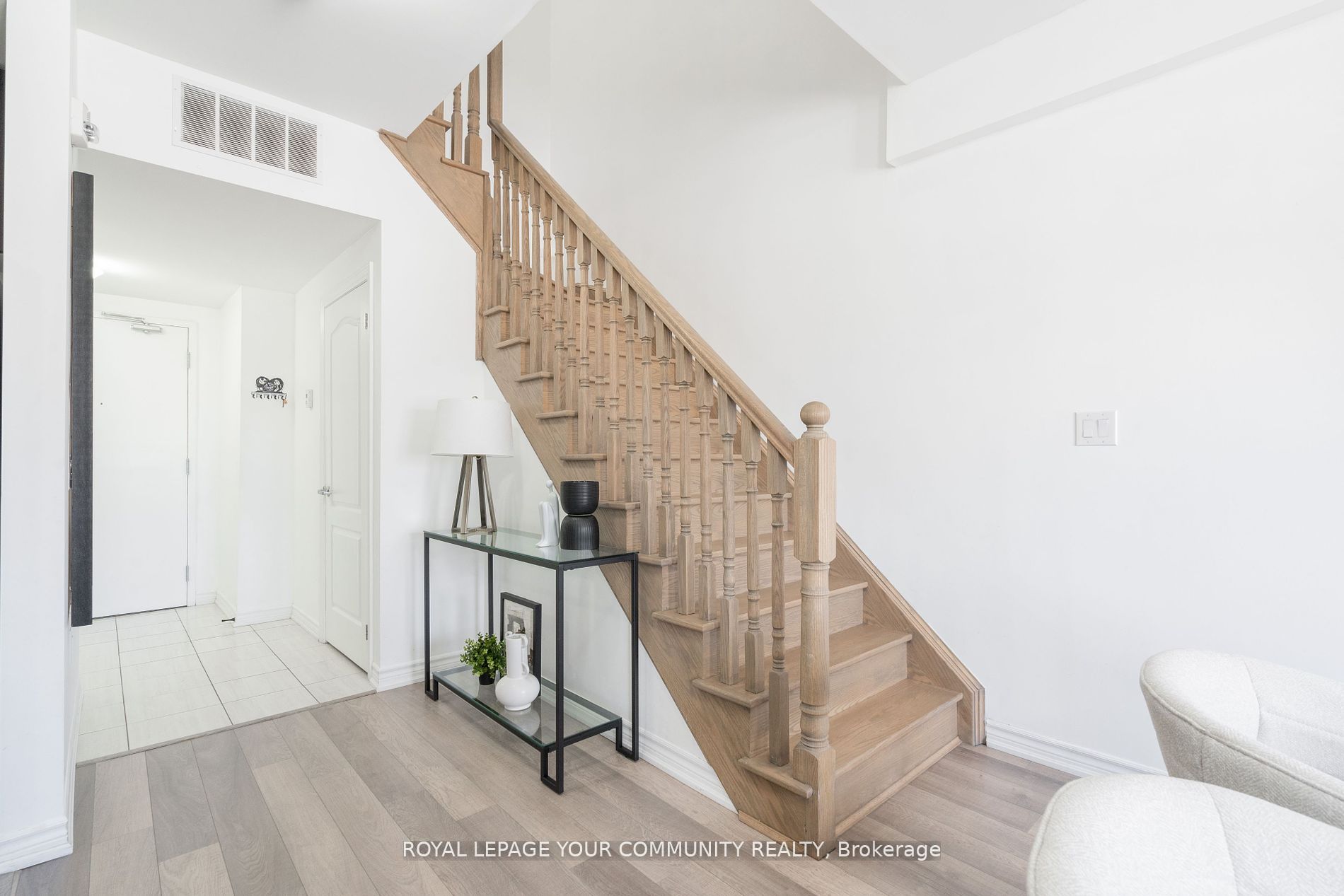 3865 Major Mackenzie Drive W #216