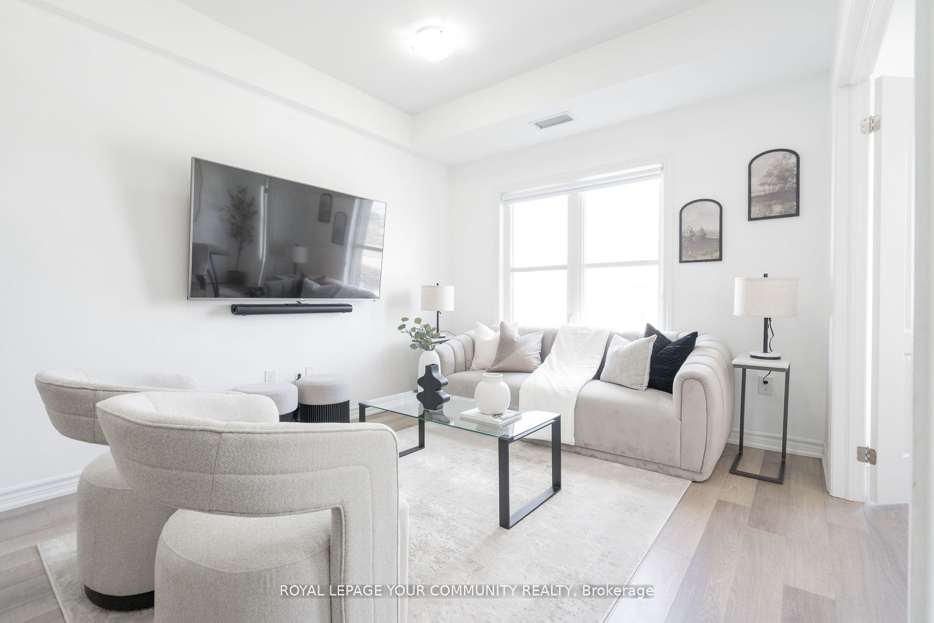 3865 Major Mackenzie Drive W #216