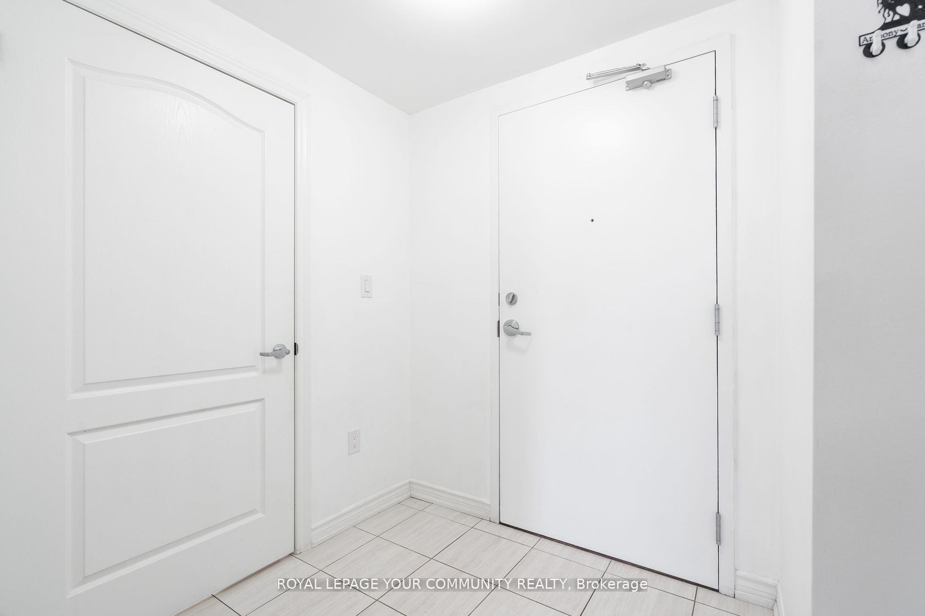 3865 Major Mackenzie Drive W #216