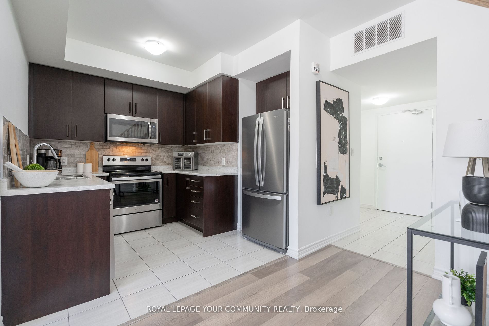 3865 Major Mackenzie Drive W #216