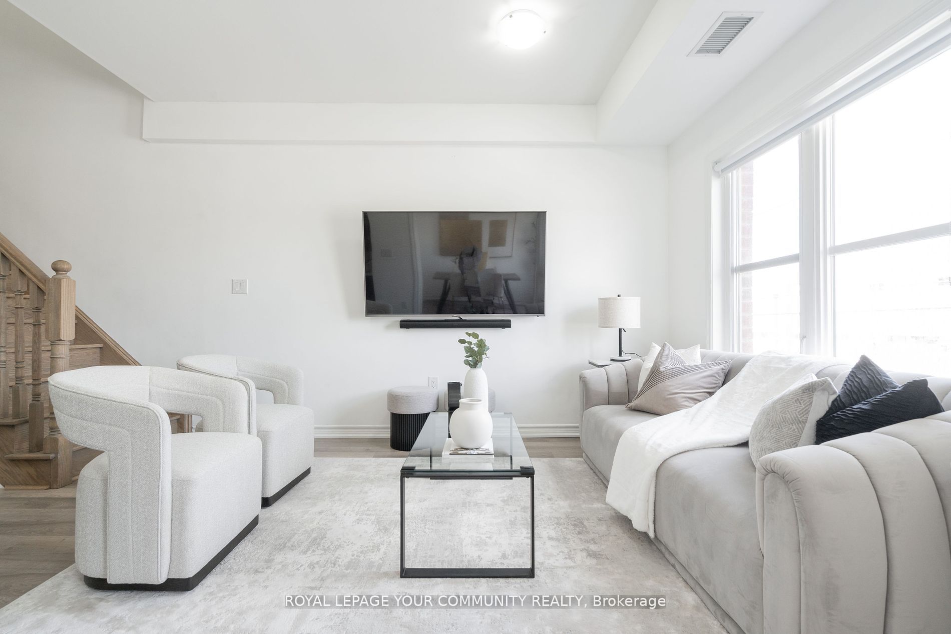 3865 Major Mackenzie Drive W #216