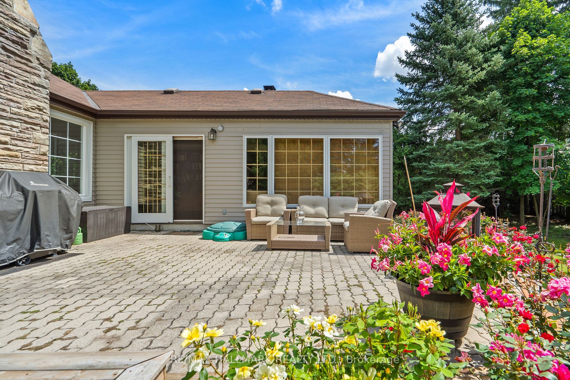 109 Highland Lane
