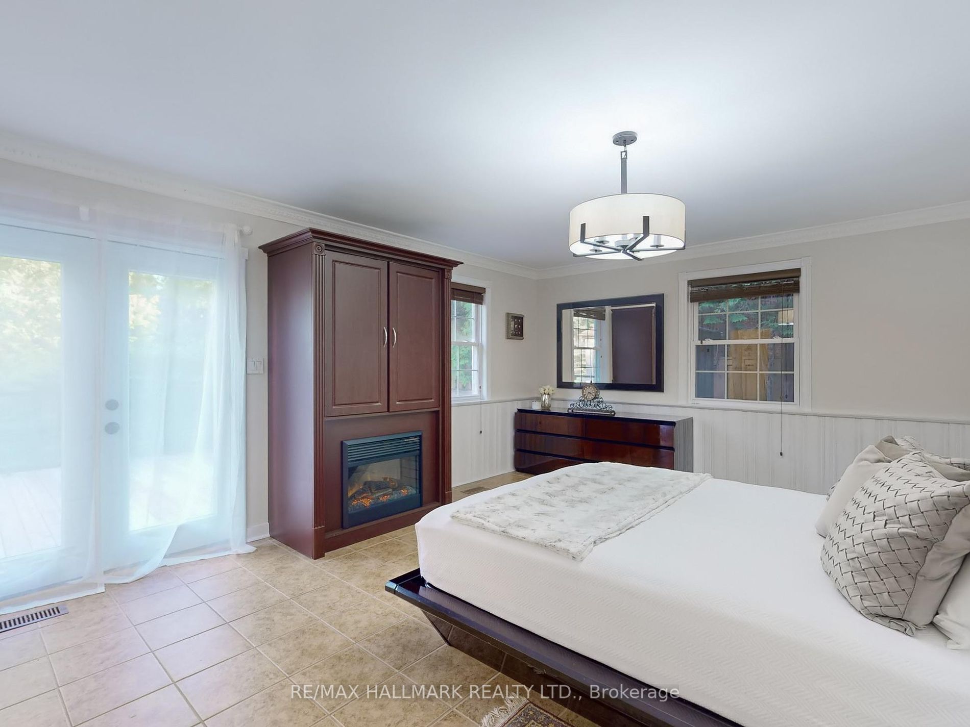 109 Highland Lane