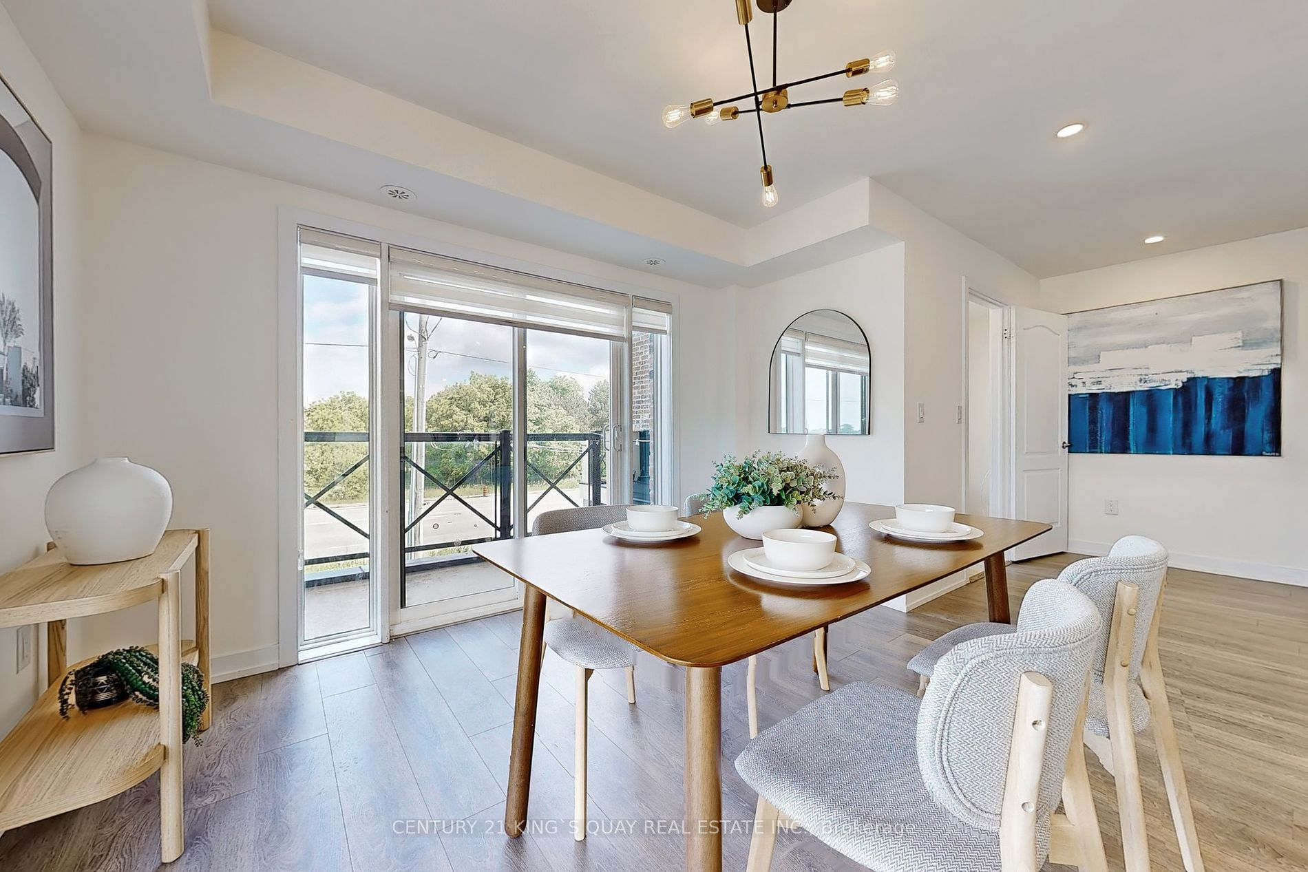 10 Westmeath Lane, #2202