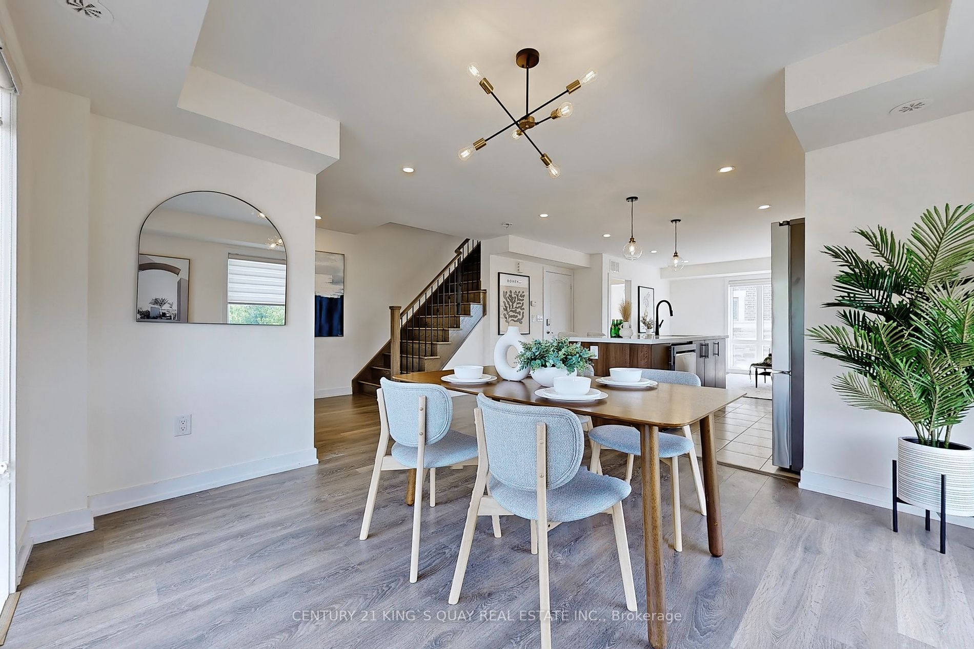 10 Westmeath Lane, #2202
