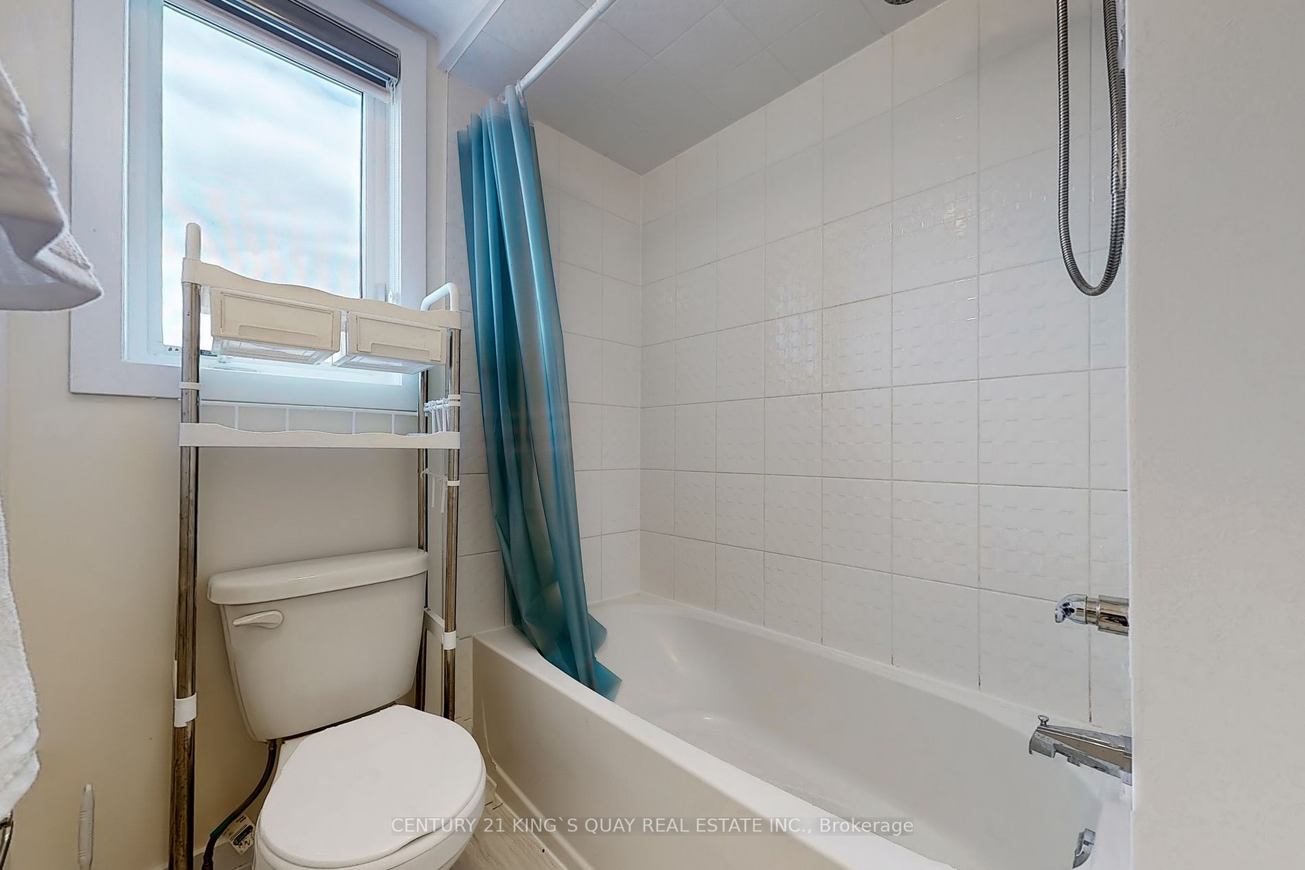 10 Westmeath Lane, #2202