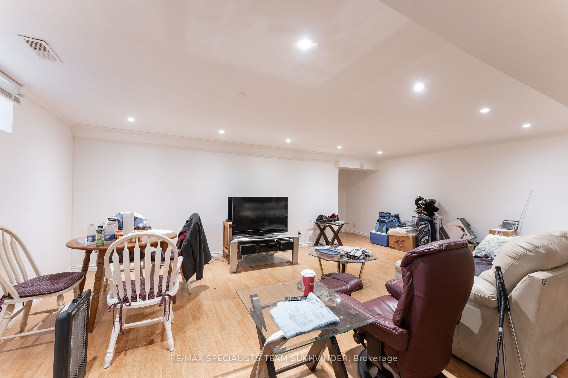 13076 Keele St