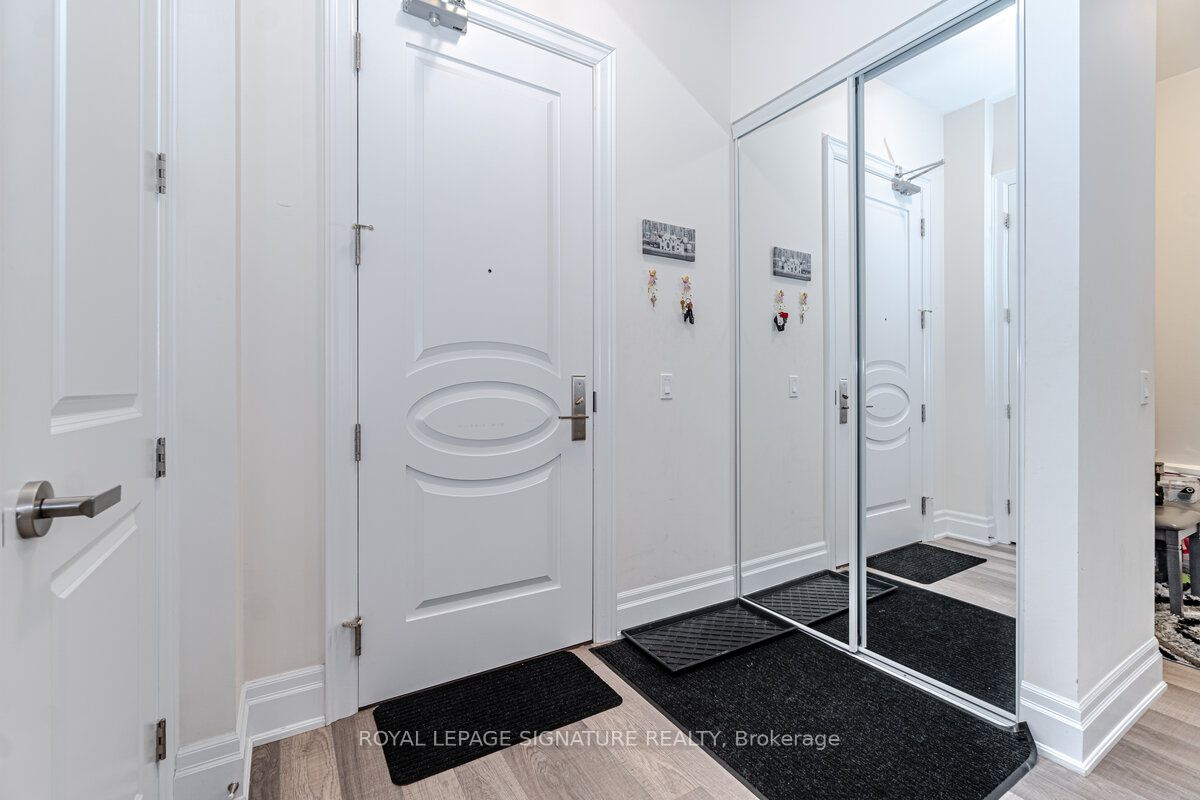 9085 Jane Street #108