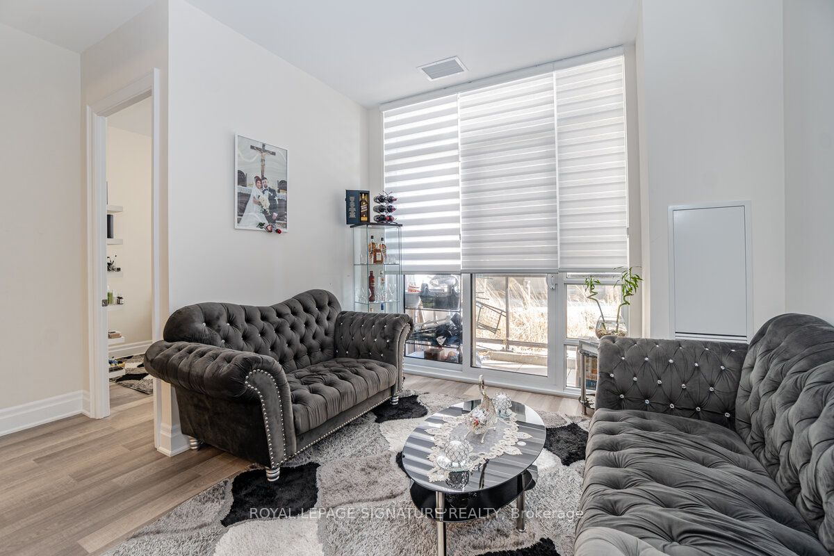 9085 Jane Street #108