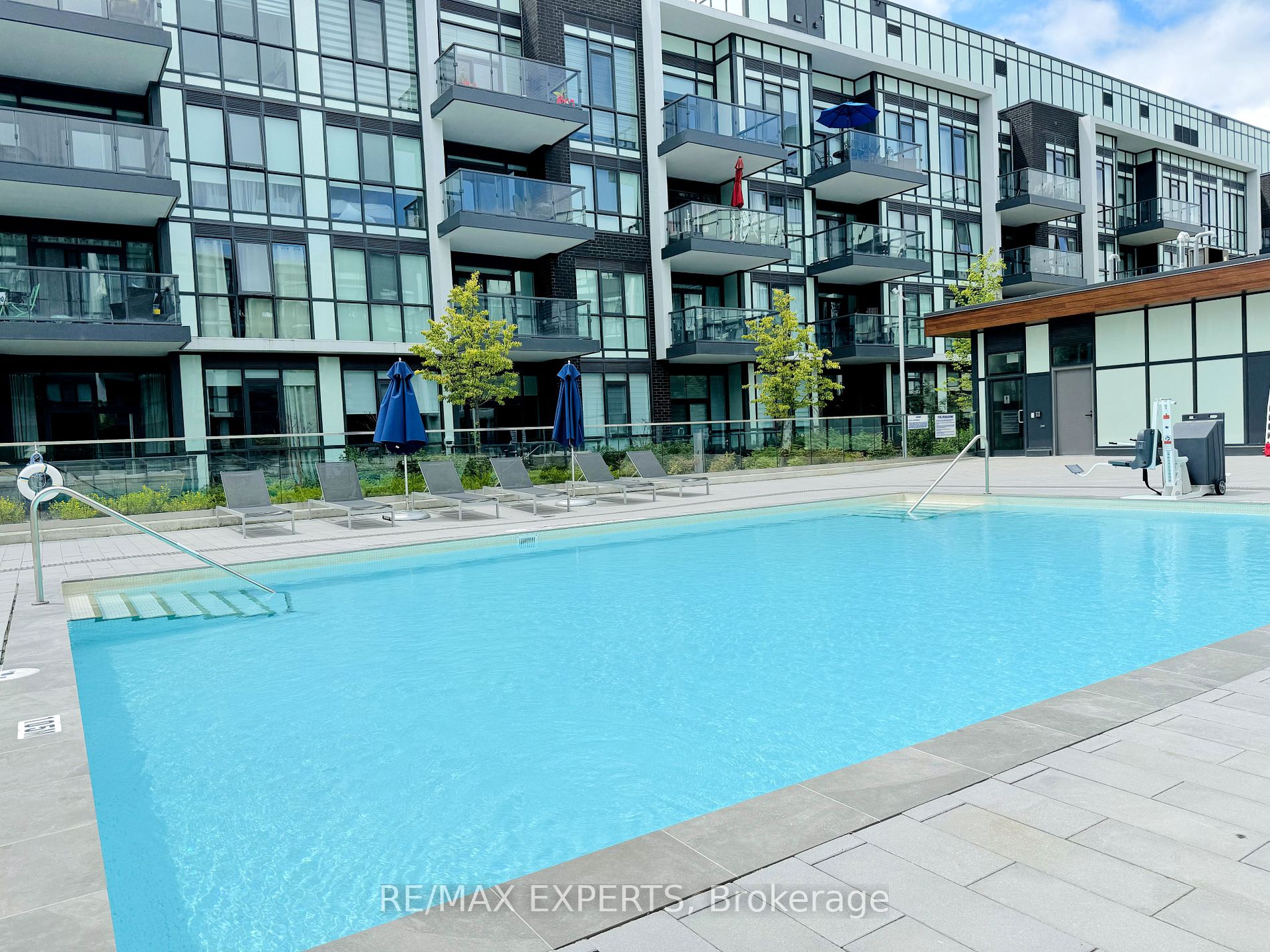 415 Sea Ray Ave, #105