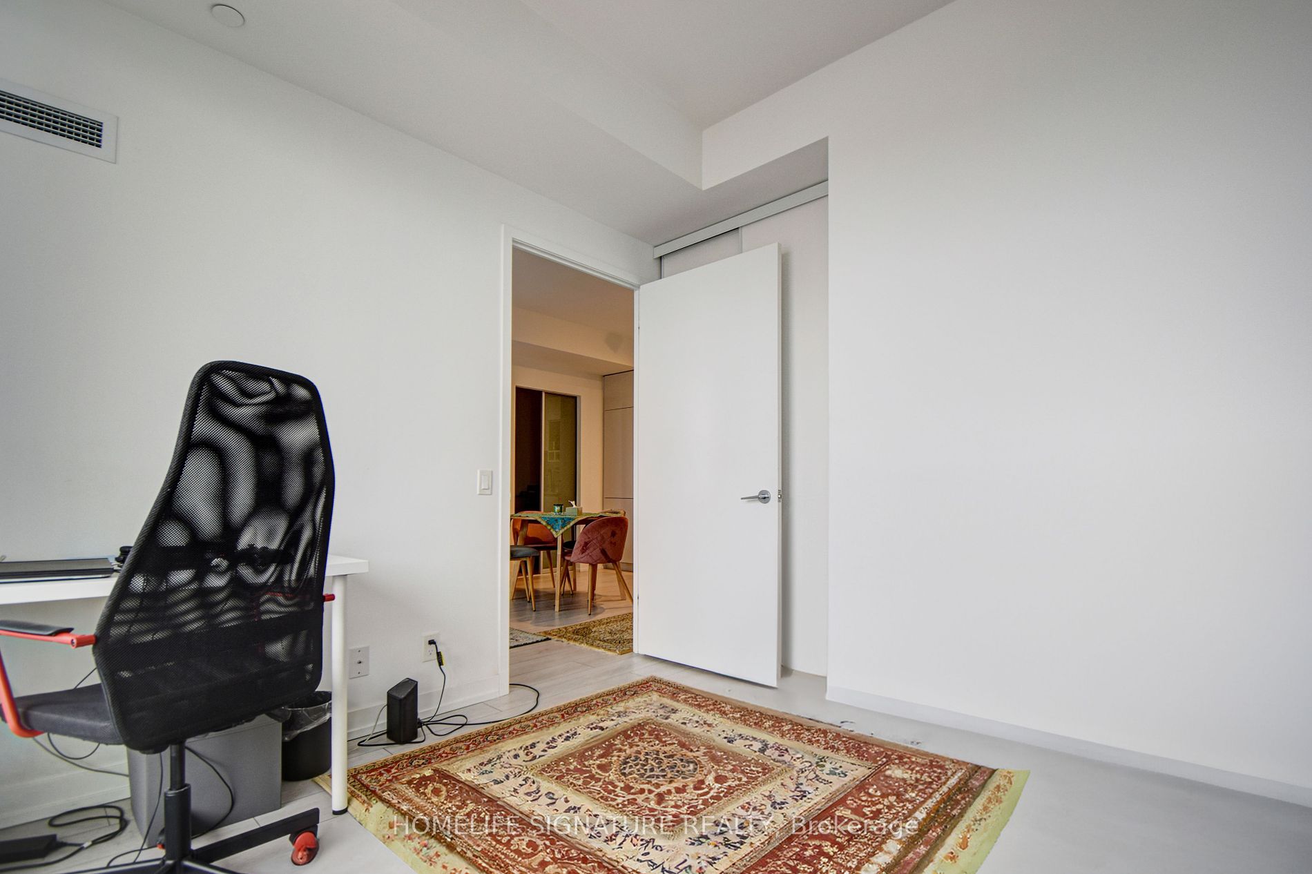 898 Portage Parkway, #1912