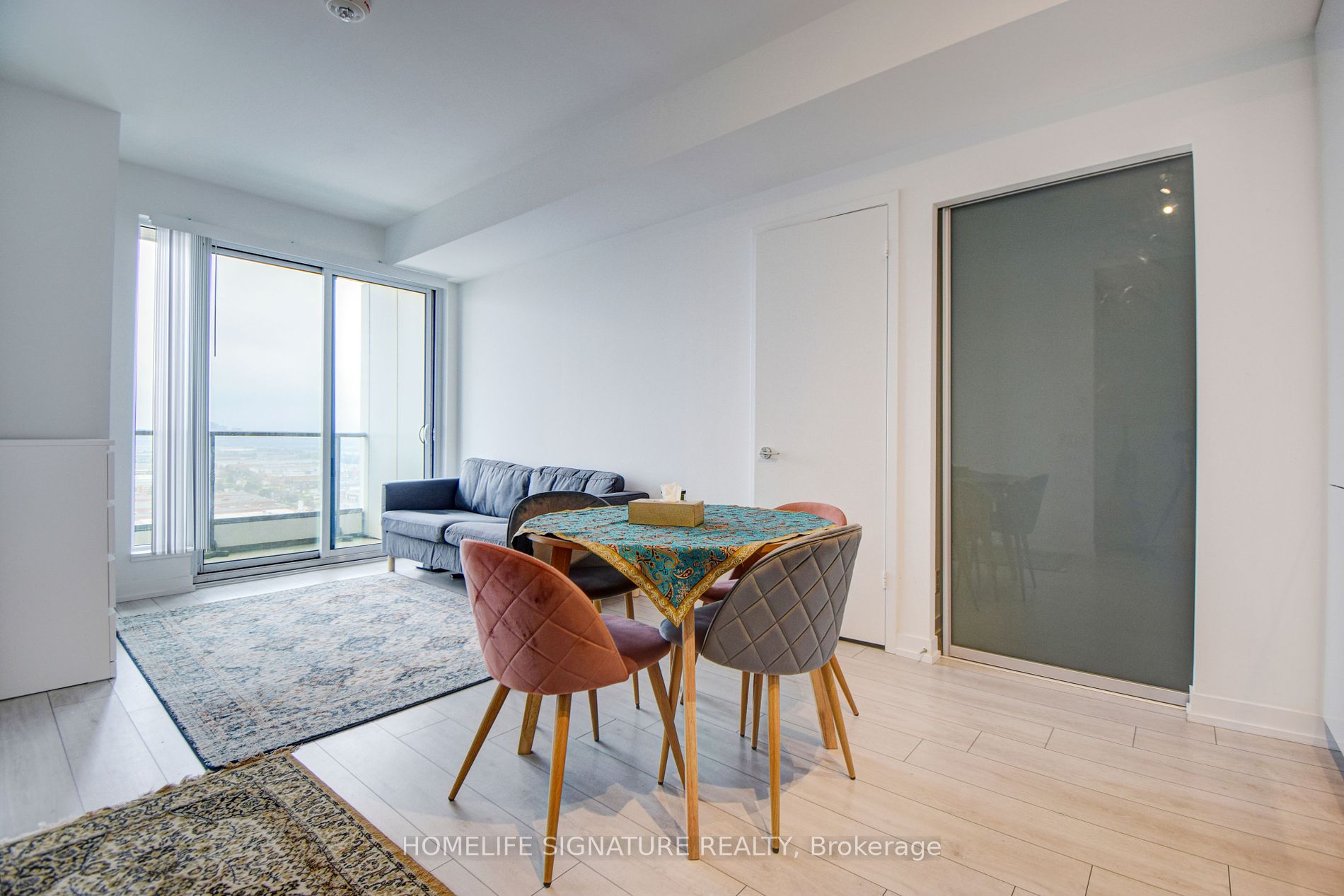 898 Portage Parkway, #1912