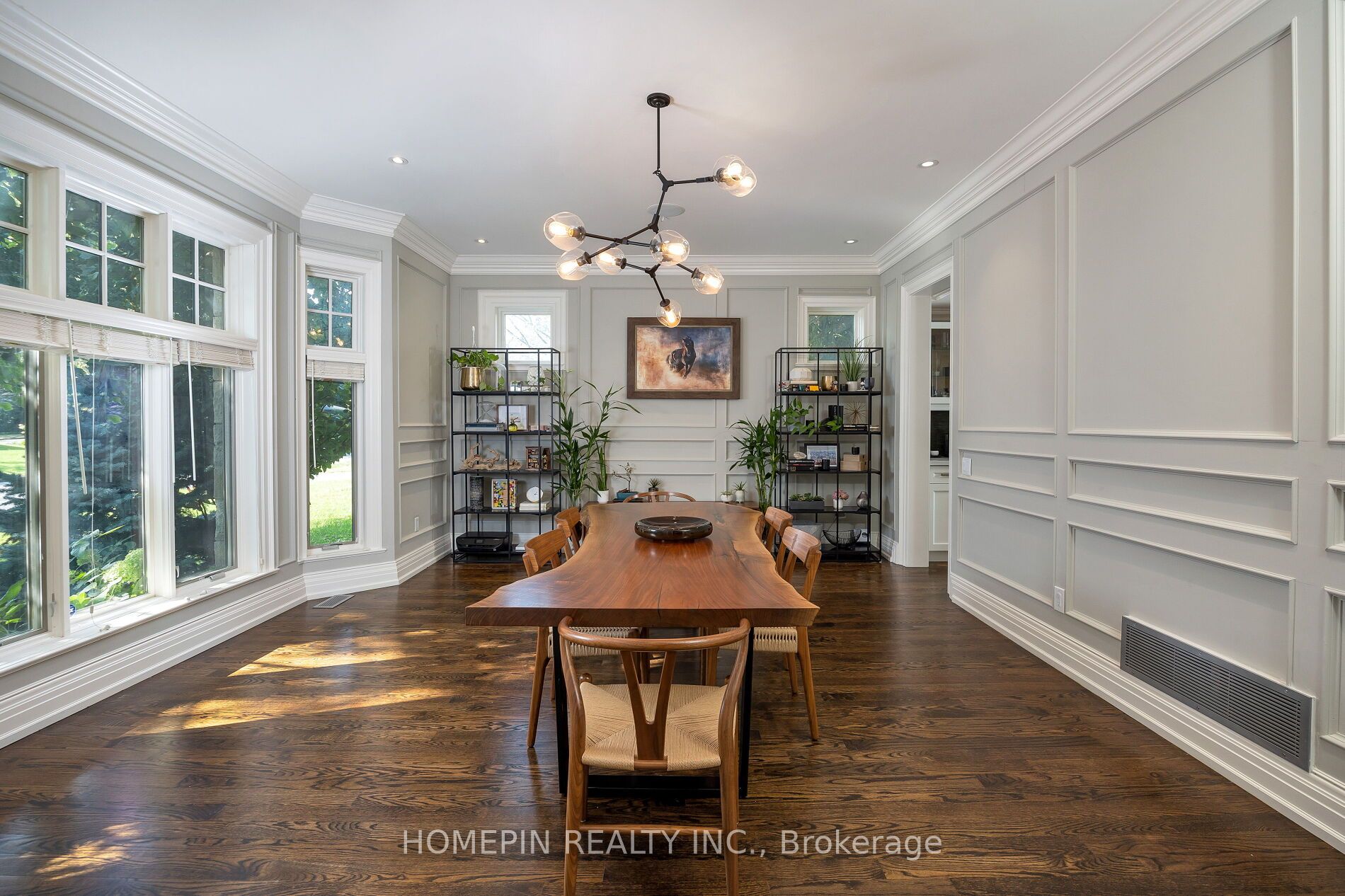 5 Callahan Rd