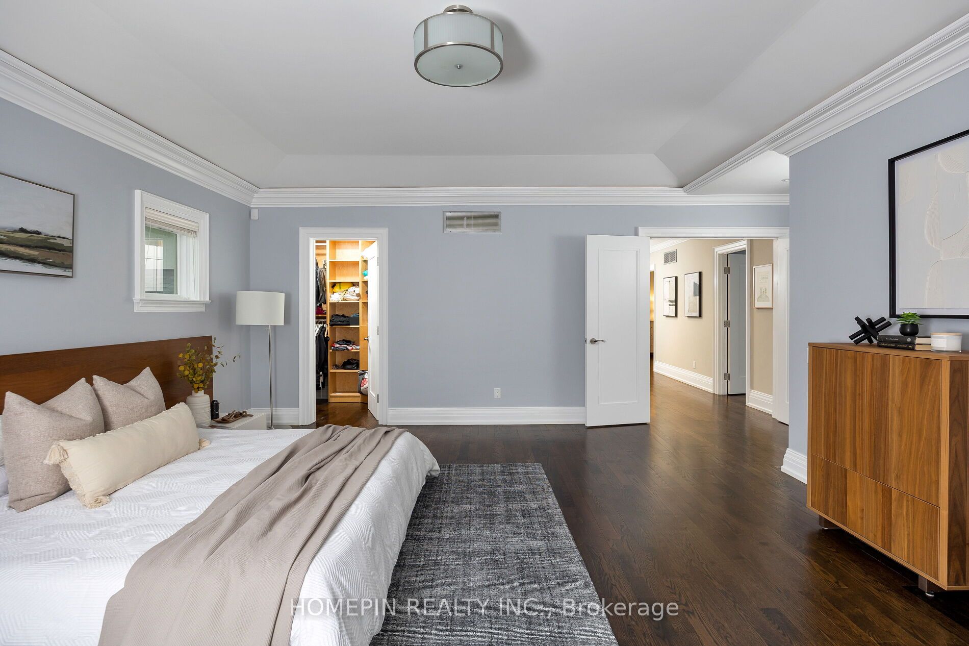 5 Callahan Rd
