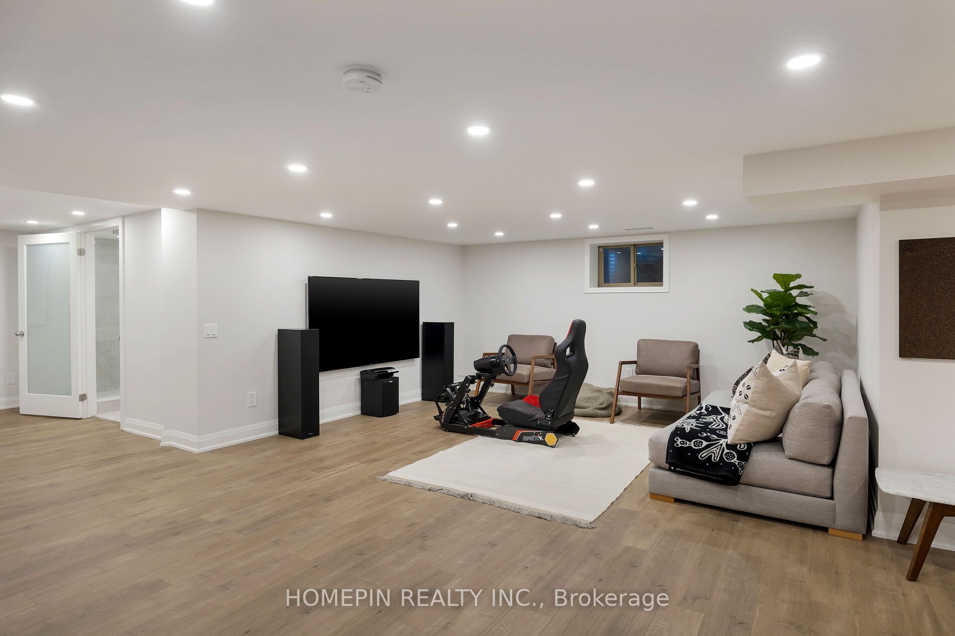 5 Callahan Rd