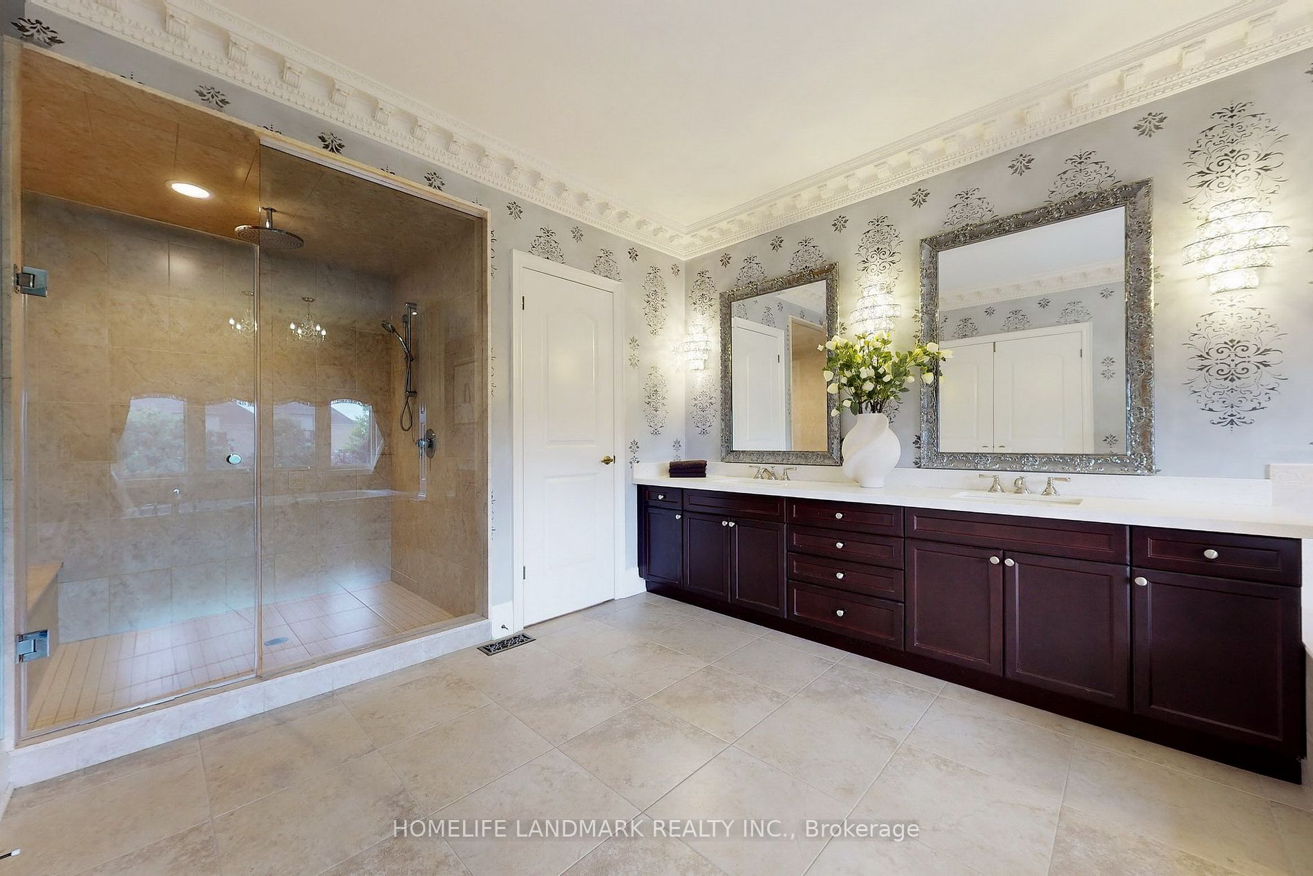 53 Carisbrooke Circle