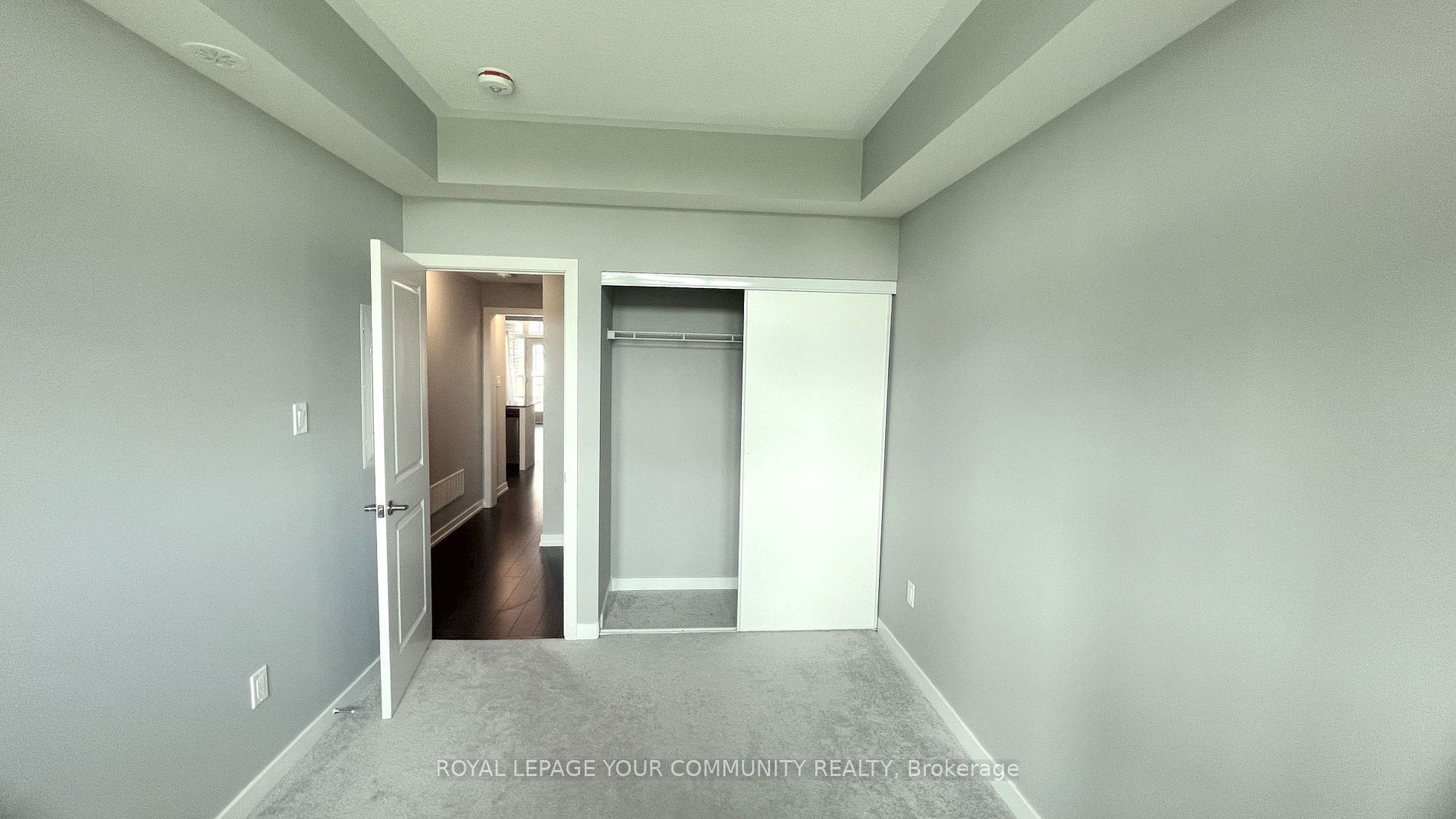 2 Linsmore Place, #208