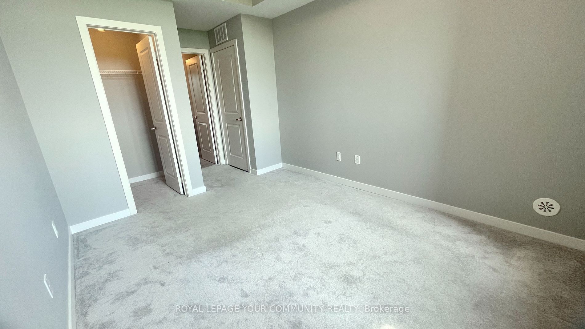 2 Linsmore Place, #208