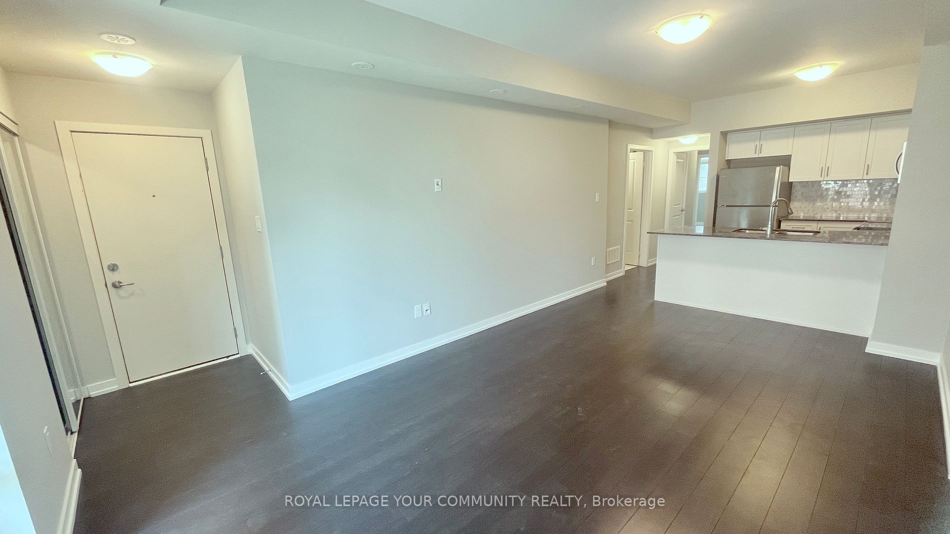 2 Linsmore Place, #208