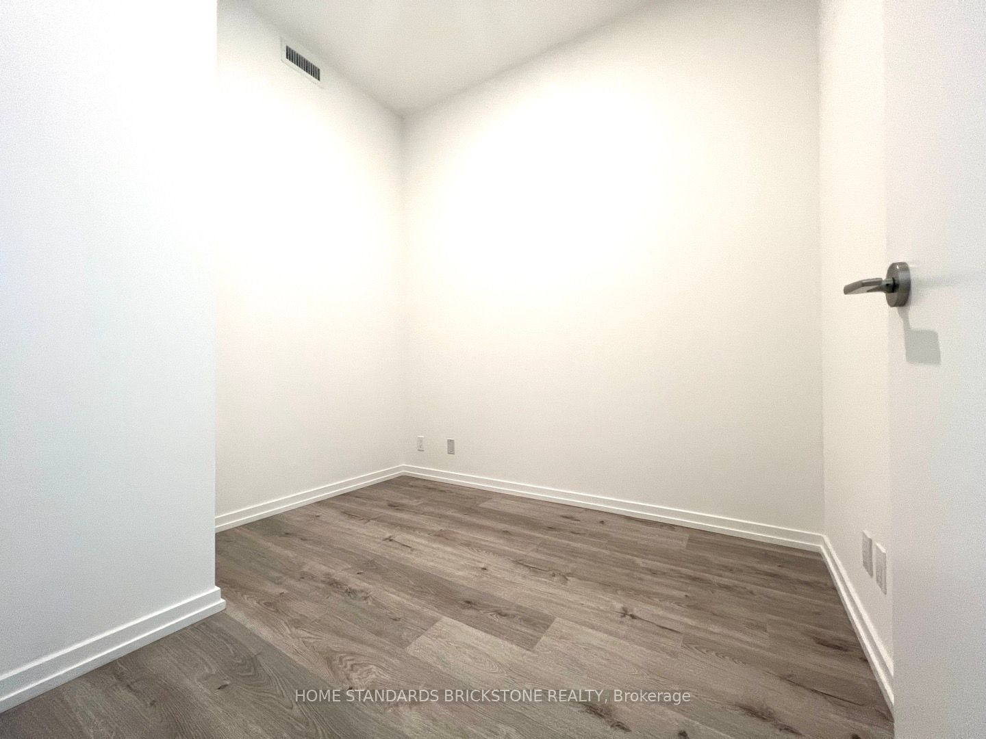 1000 Portage Parkway #1706