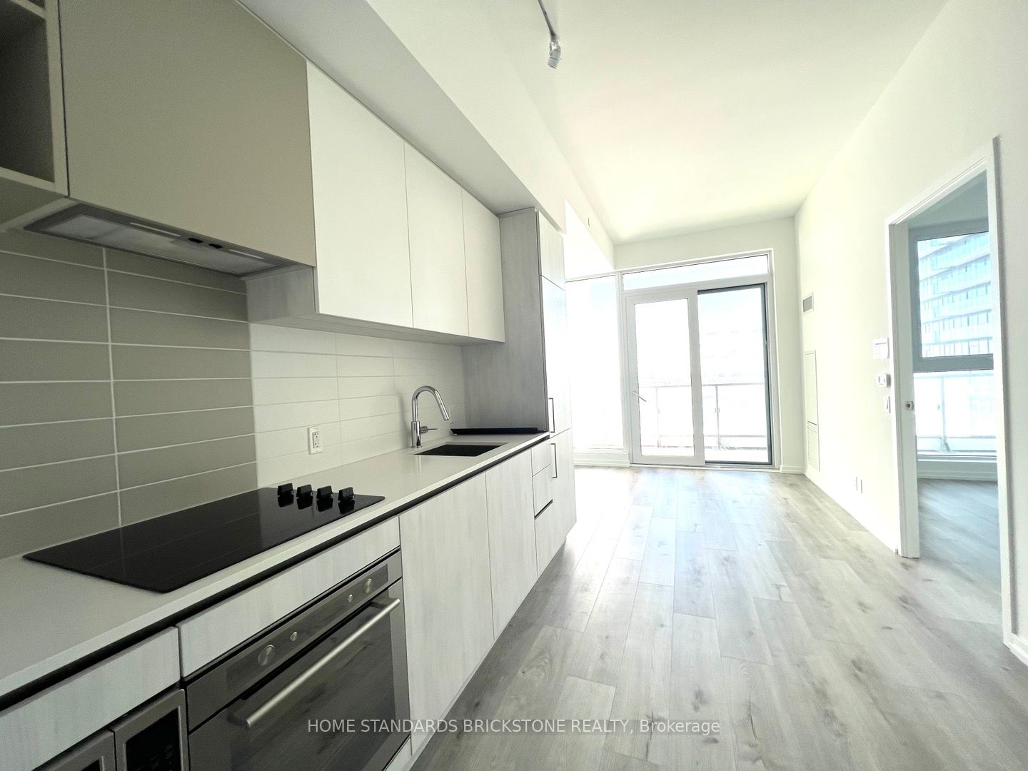 1000 Portage Parkway #1706