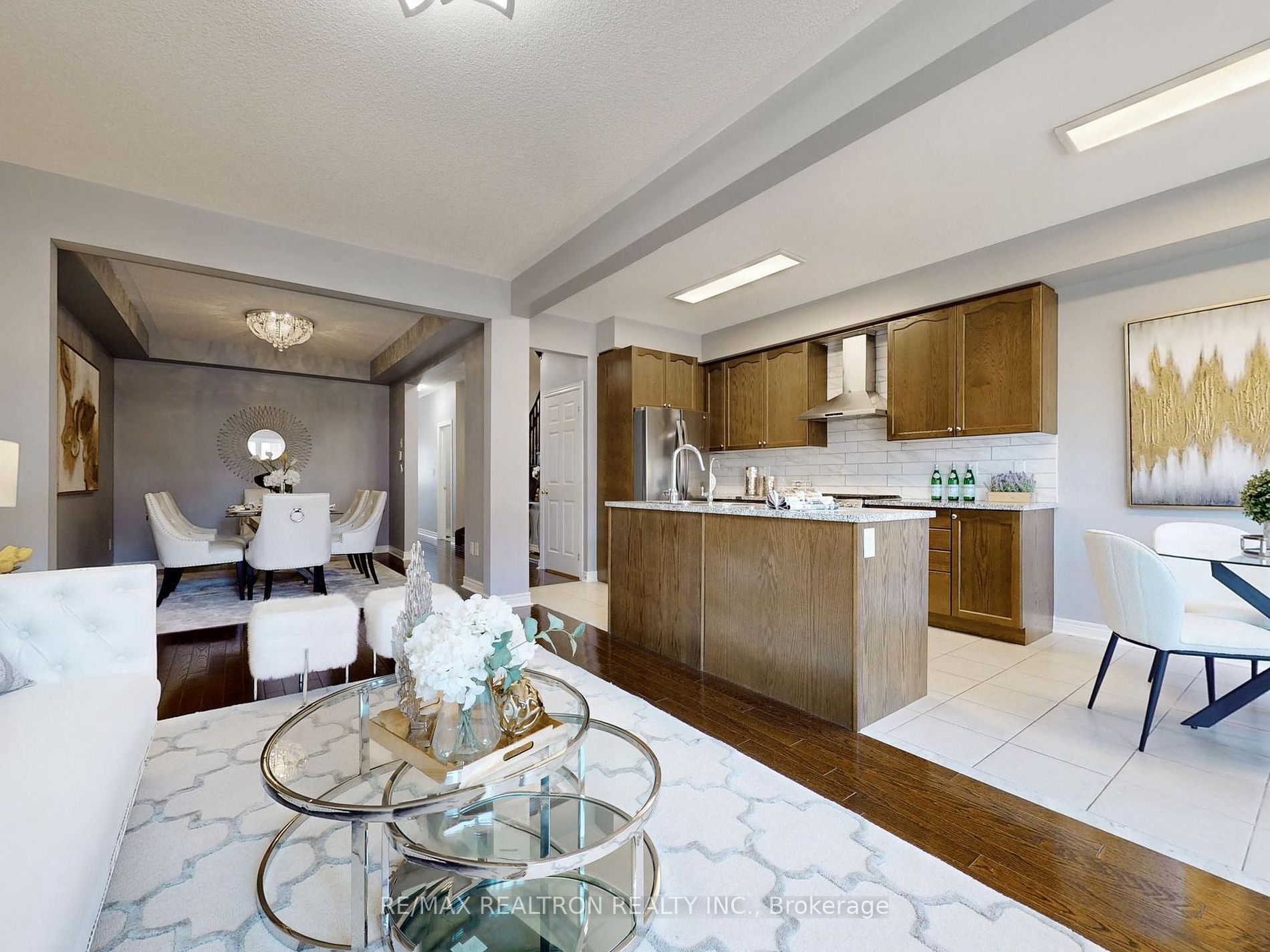 38 Flute St